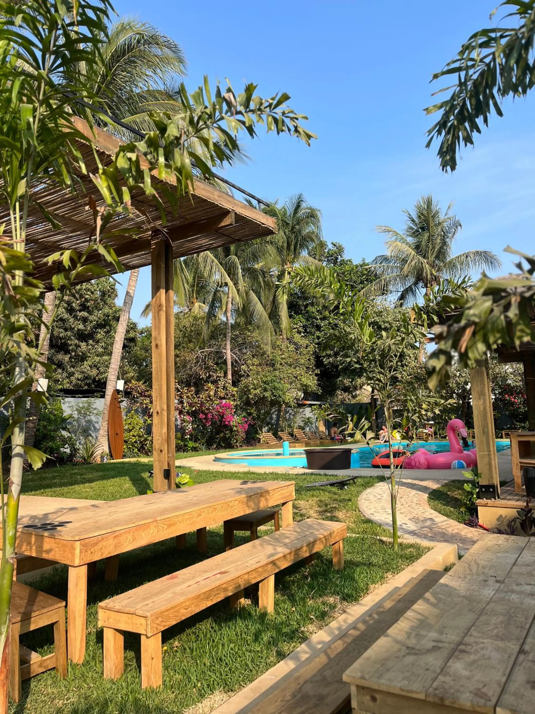 Garden view in Straw Hat Surf Hostel & Bar