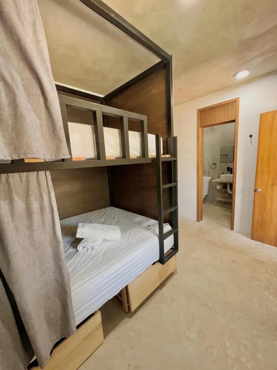 Bedroom, Bed in Straw Hat Surf Hostel & Bar