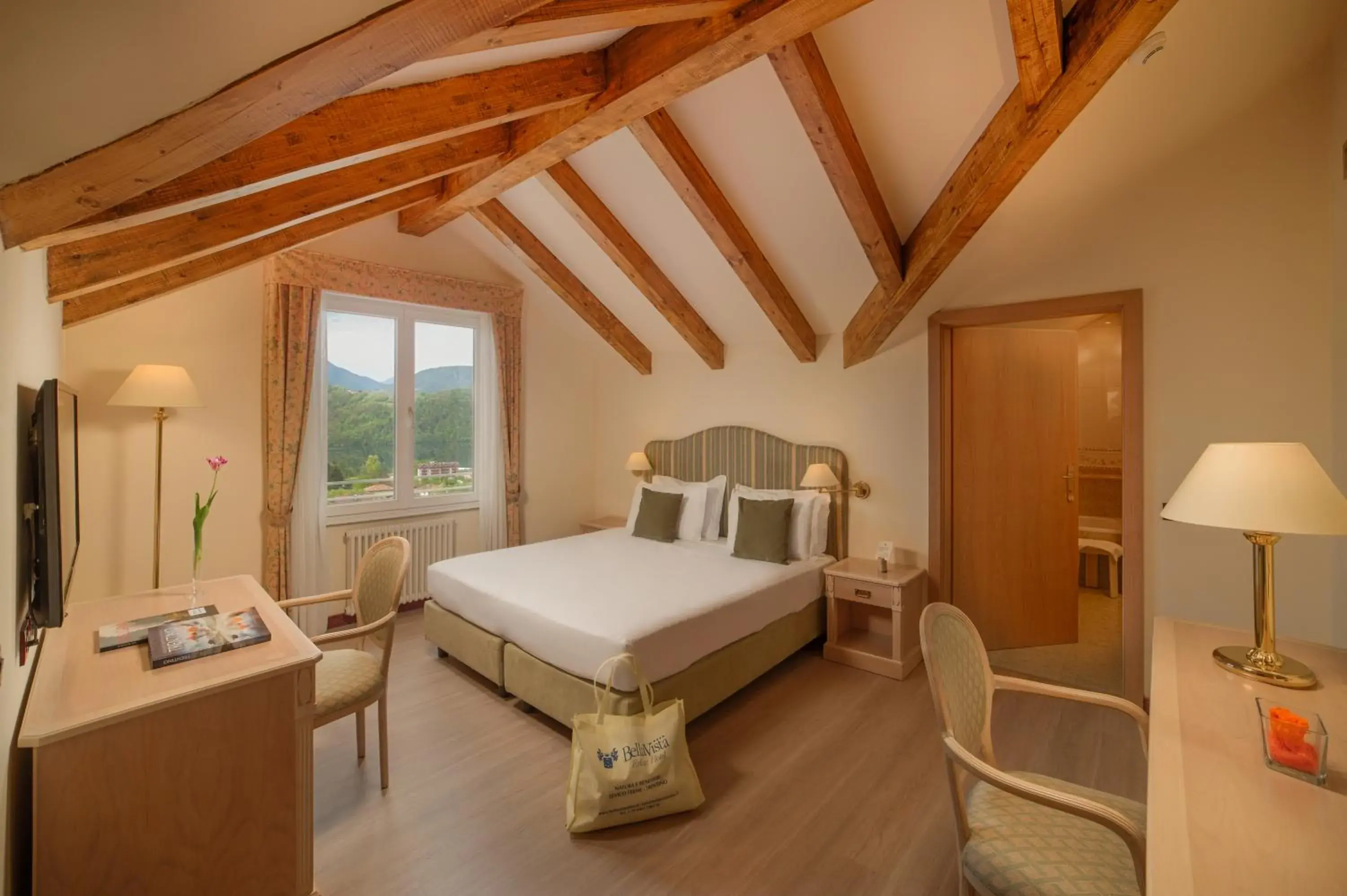 Suite with Lake View and Spa access in Bellavista Relax Hotel Suite with Lake View and Spa access in Bellavista Relax Hotel