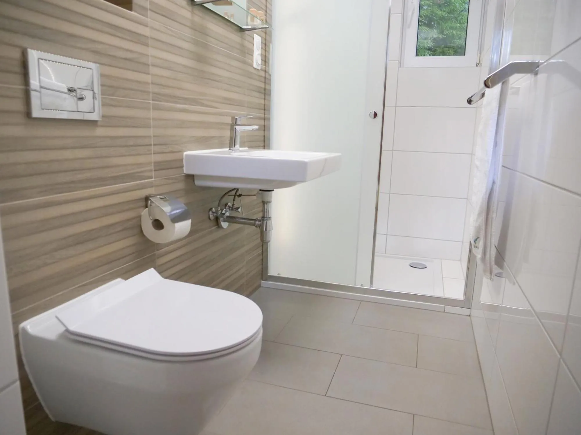 Shower in Półwysep Natura Tour