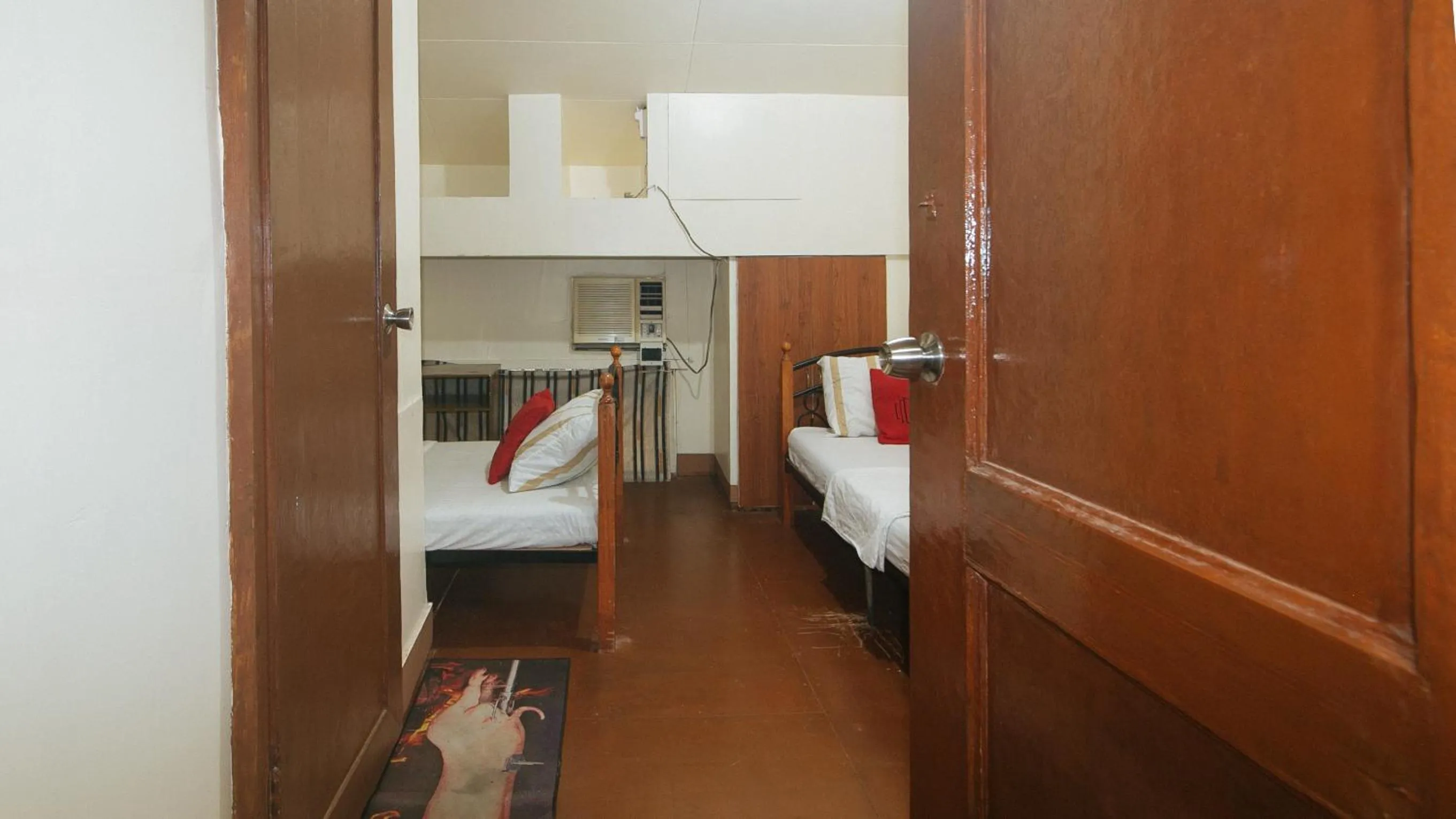 Bed in RedDoorz @ Plaza La Paz Iloilo City