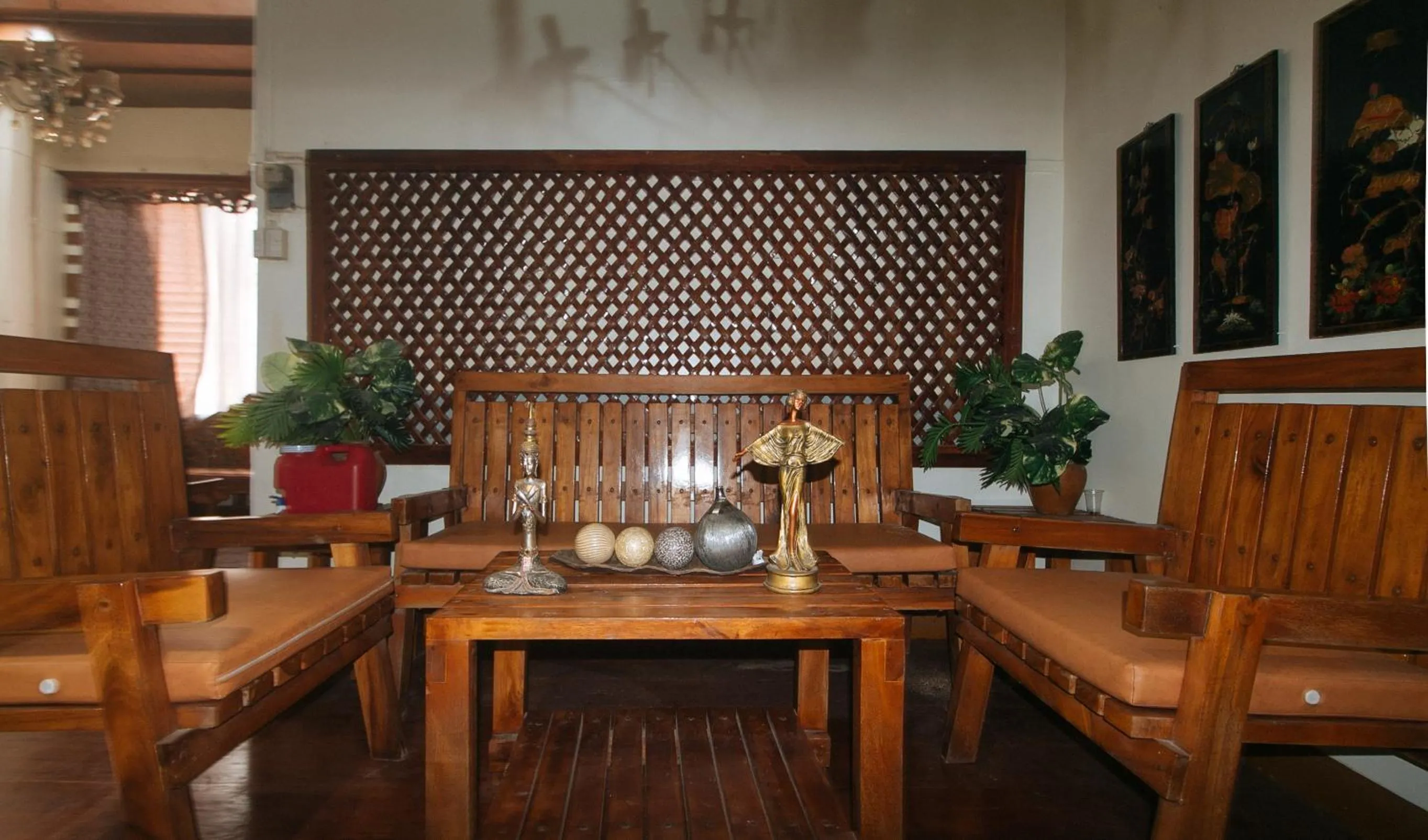 Living room in RedDoorz @ Plaza La Paz Iloilo City