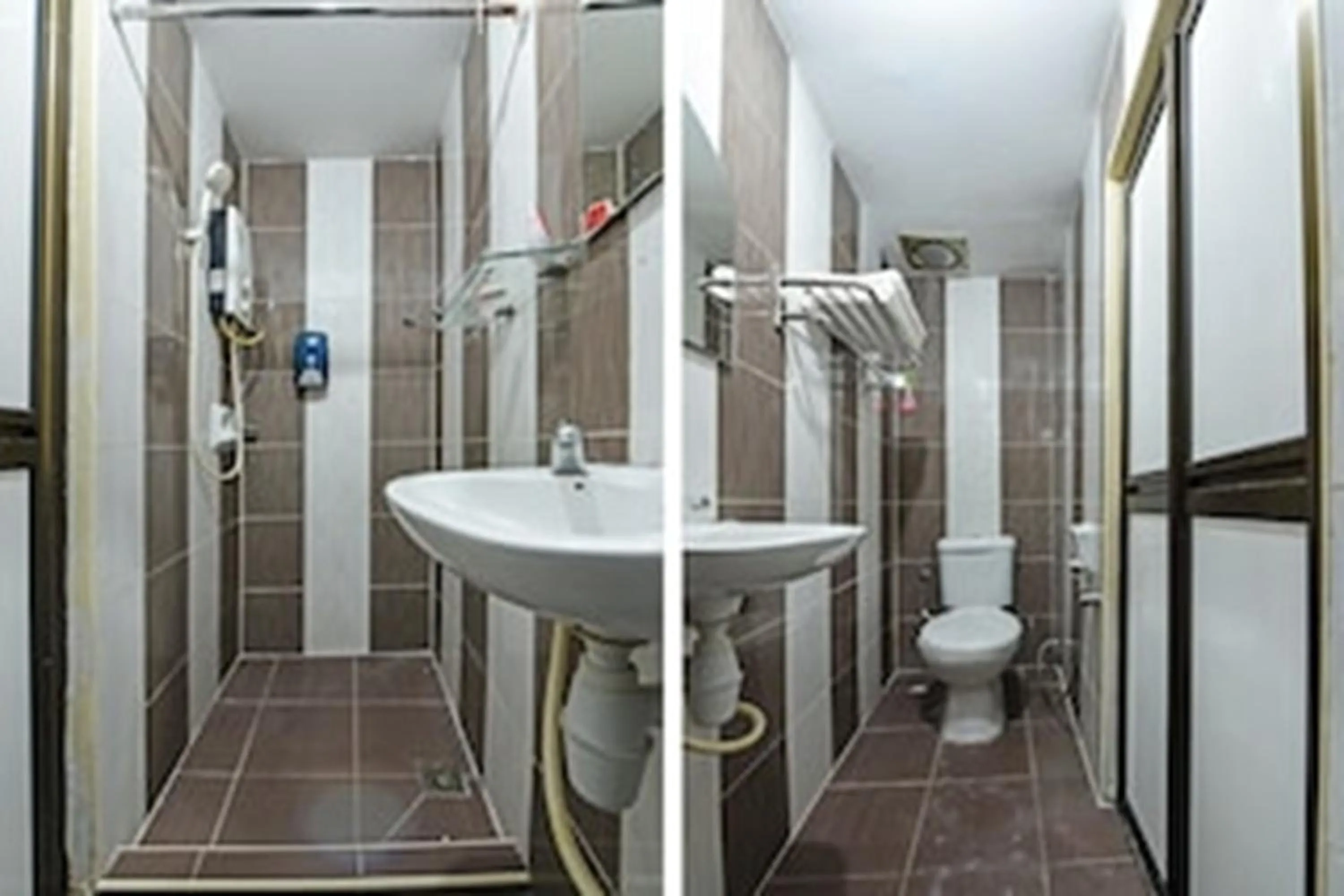 bidet in Super OYO 90572 J Hotel Masjid India