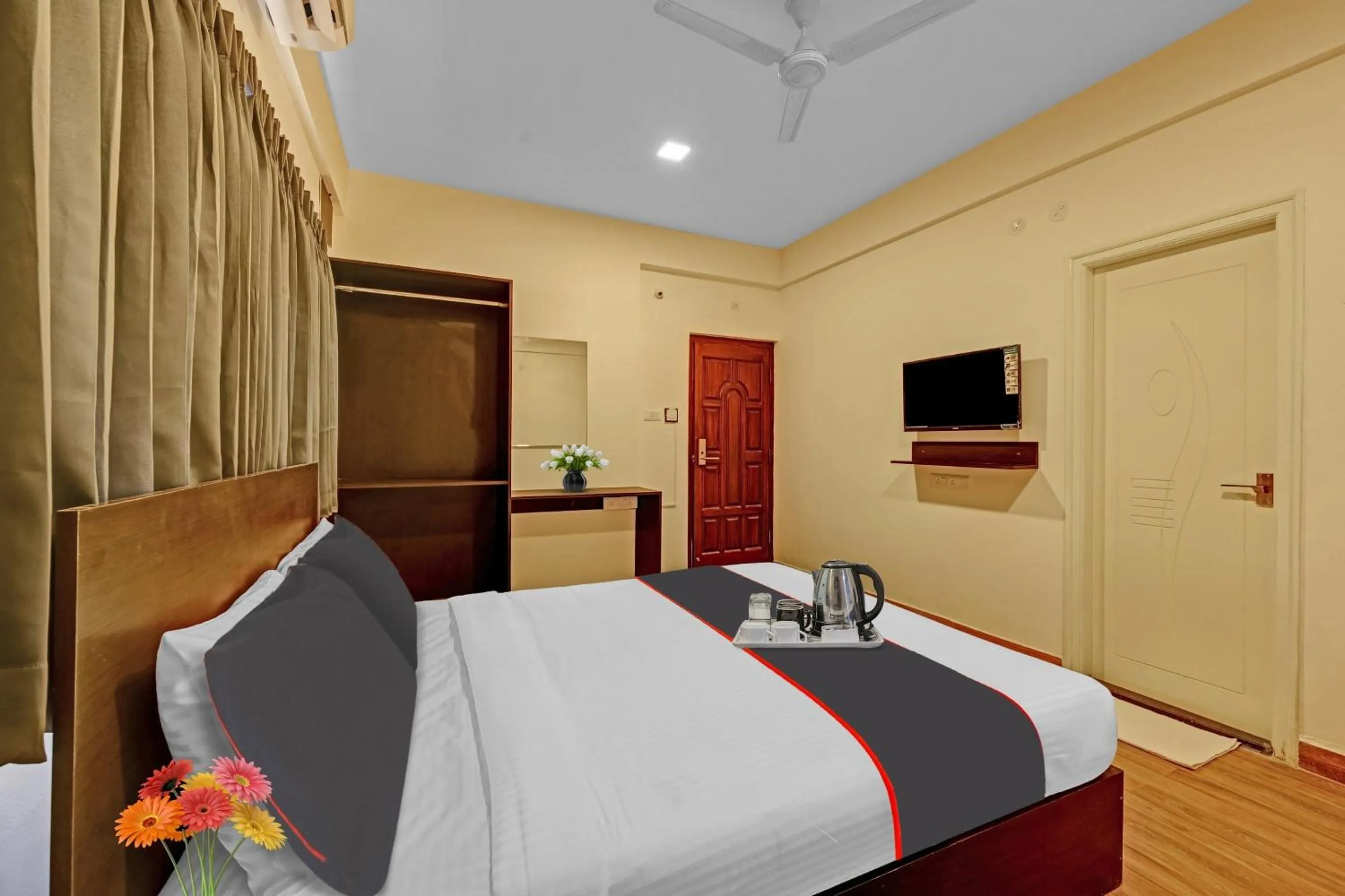 Bedroom, Bed in Super Hotel O Manyata Stay Inn