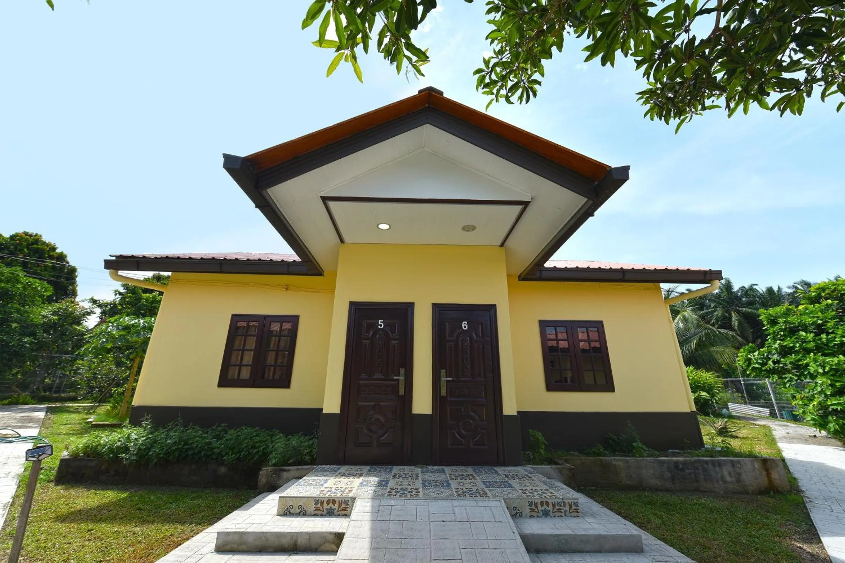 Facade/entrance in Hotel O My Daddy Farm Chalet