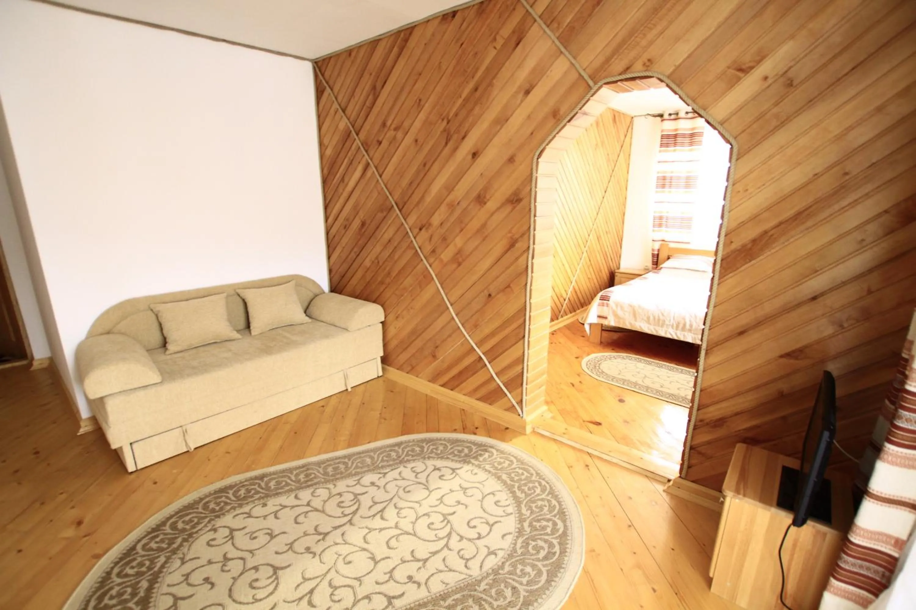 Photo of the whole room in Glanz