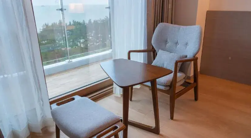 Deluxe Family Room in Ramada Plaza by Wyndham Jaeun Deluxe Family Room in Ramada Plaza by Wyndham Jaeun