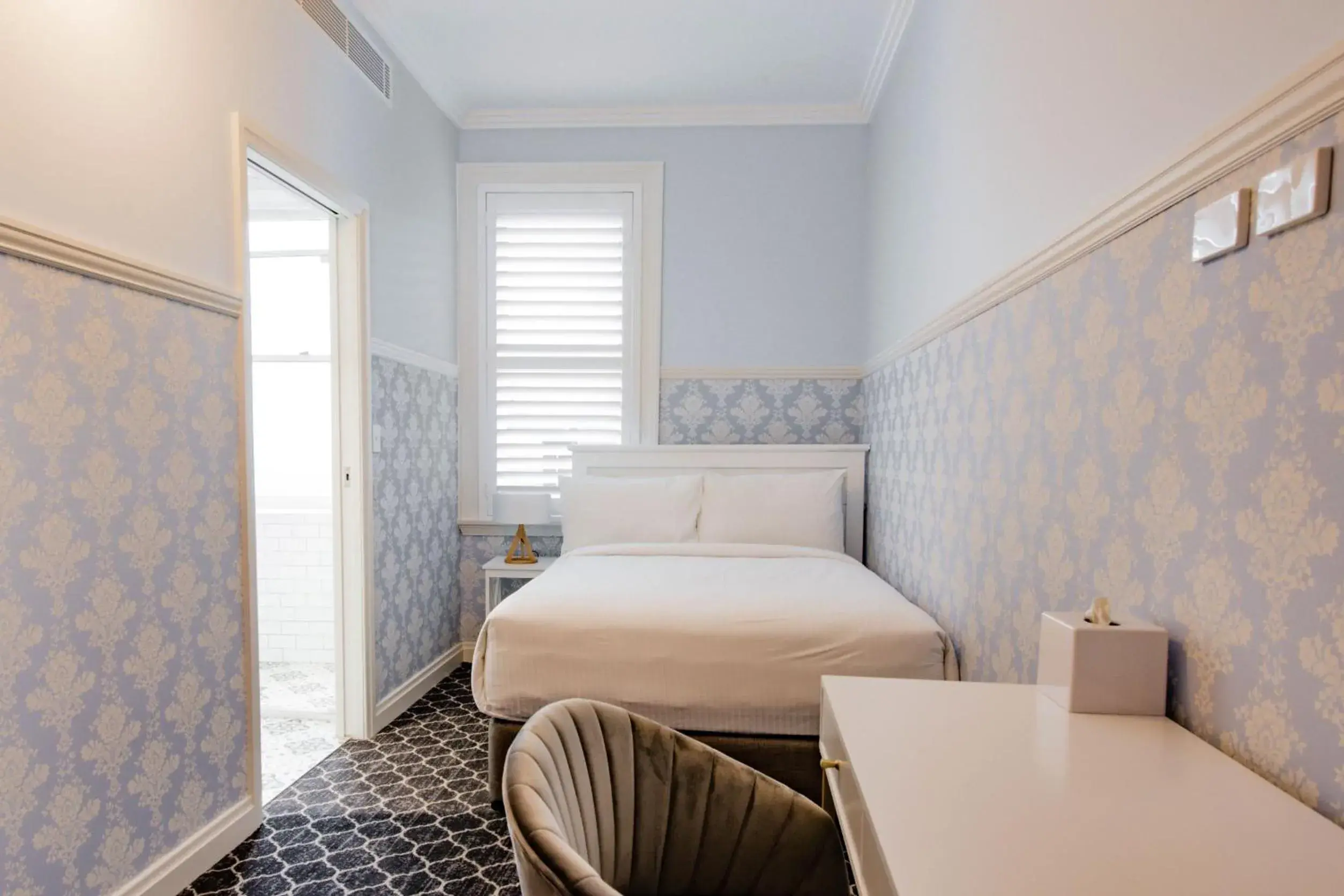 Double Room in Bankstown Hotel Double Room in Bankstown Hotel