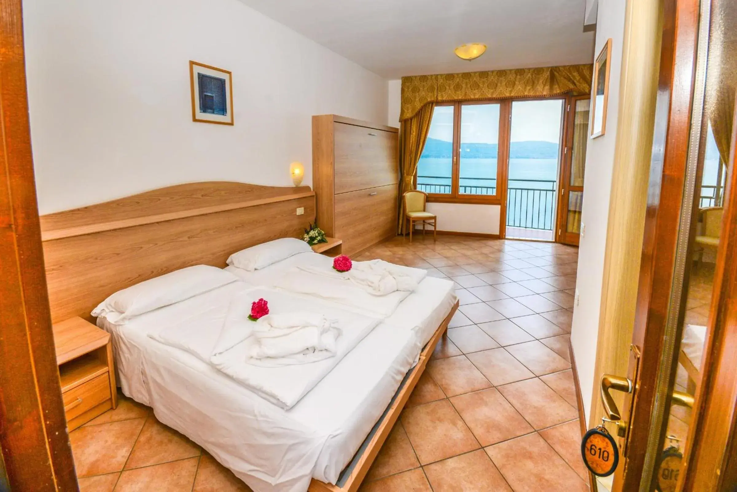 Double Room with Lake View in All Inclusive Hotel Piccolo Paradiso Double Room with Lake View in All Inclusive Hotel Piccolo Paradiso