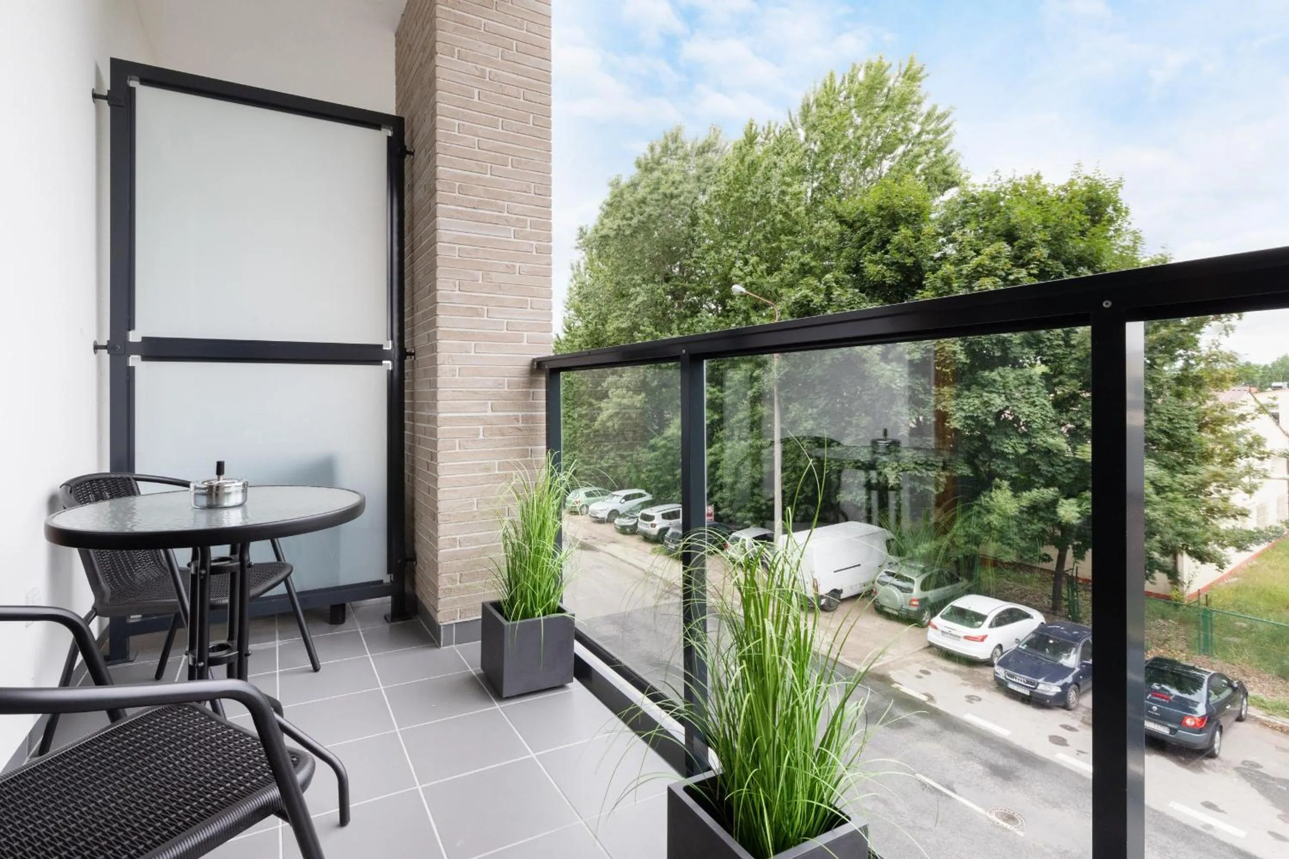 Balcony/Terrace in Zajezdnia Wrzeszcz Gdańsk by Renters Prestige