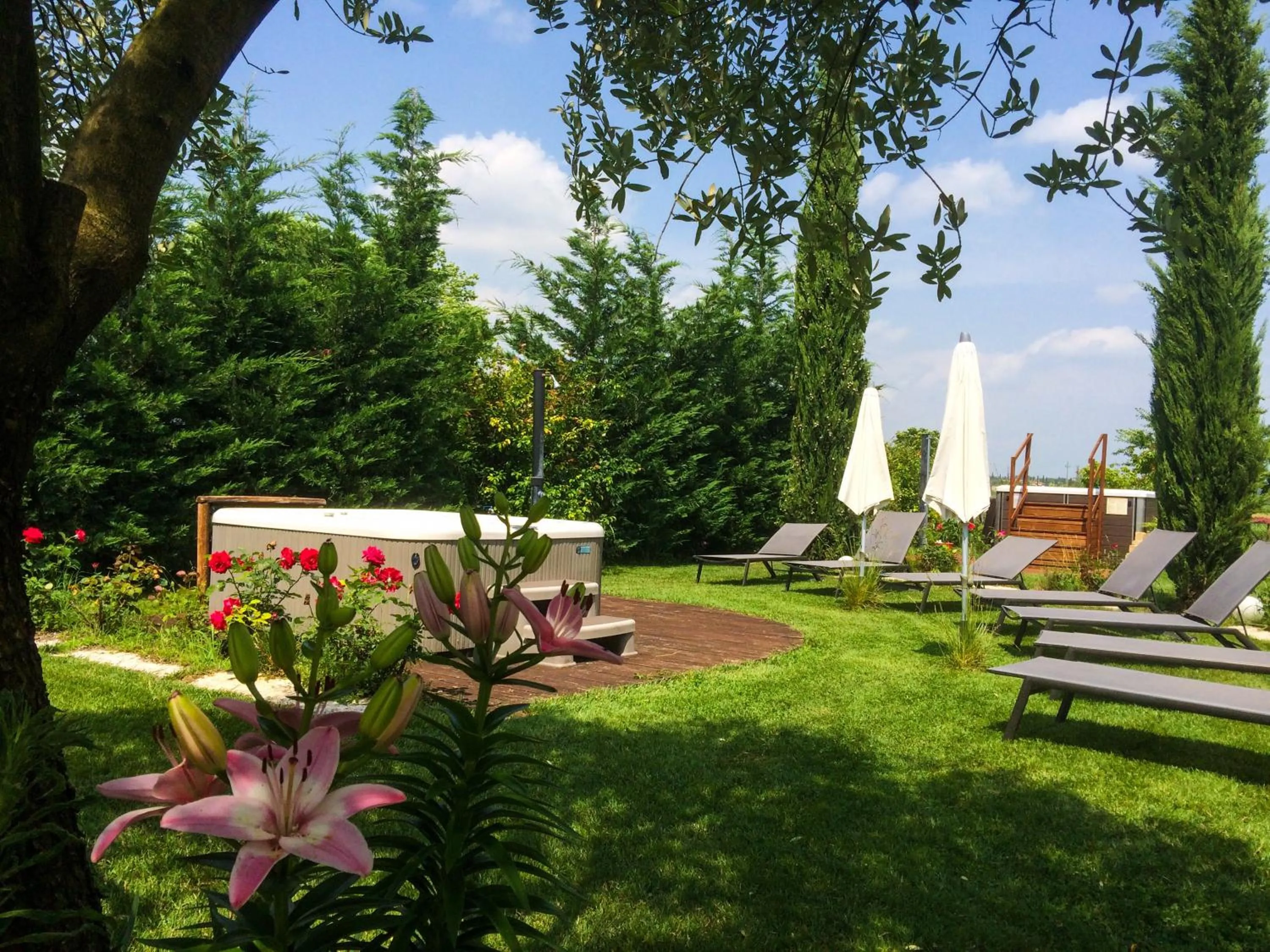 Garden in Agriturismo Al Tralcio
