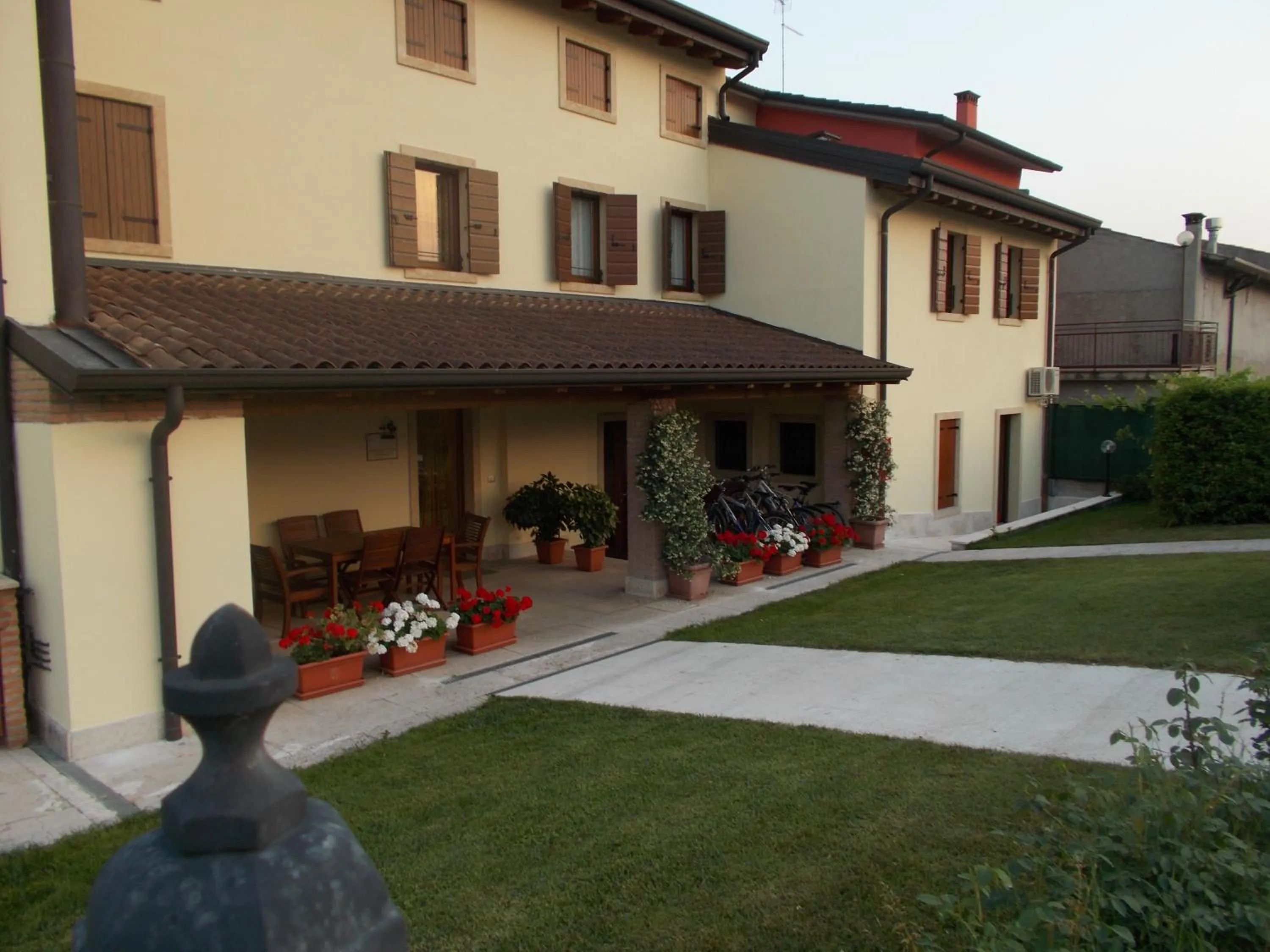 Patio in Agriturismo Al Tralcio