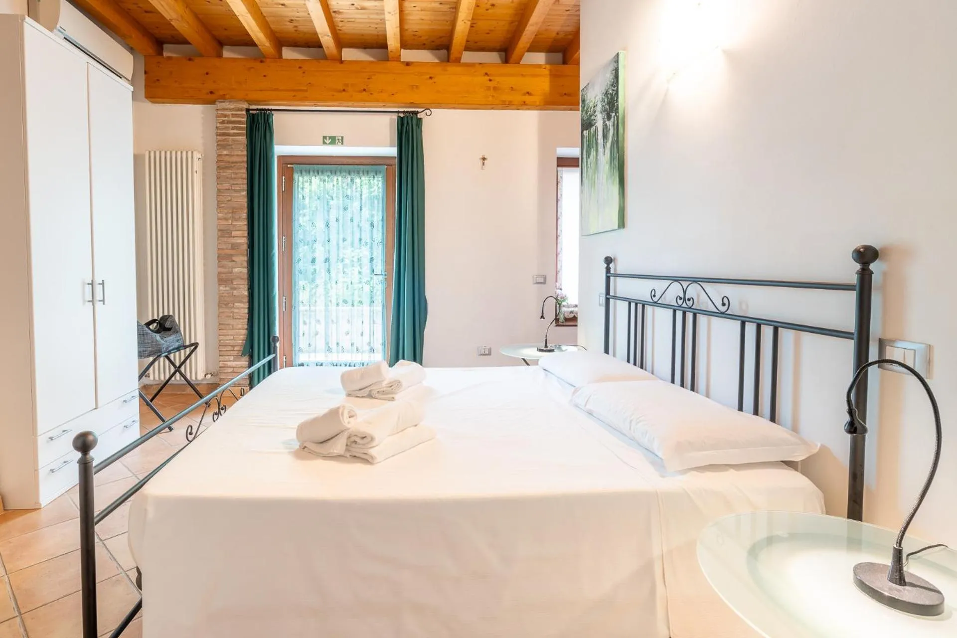 Photo of the whole room, Bed in Agriturismo Al Tralcio