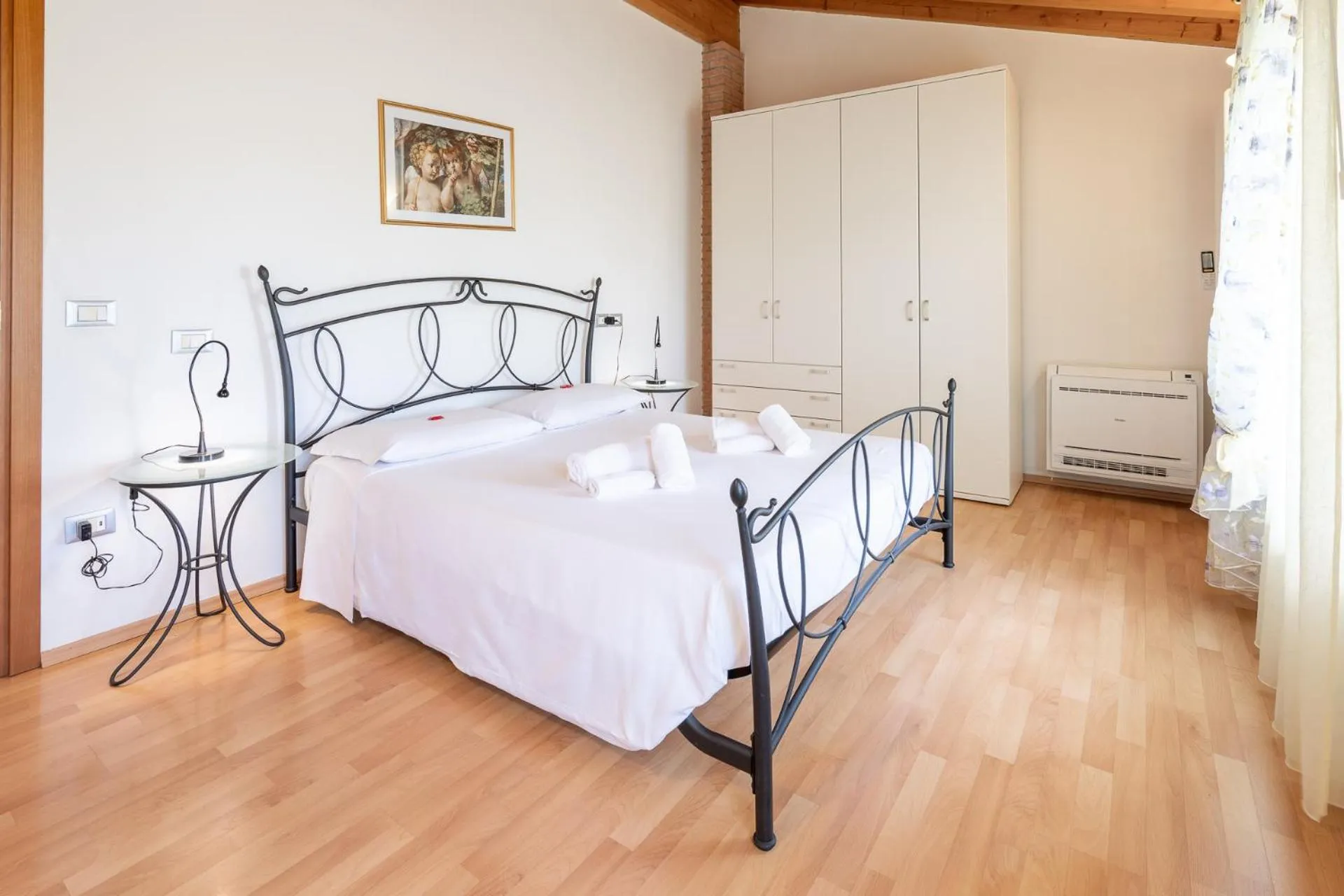 Bedroom, Bed in Agriturismo Al Tralcio