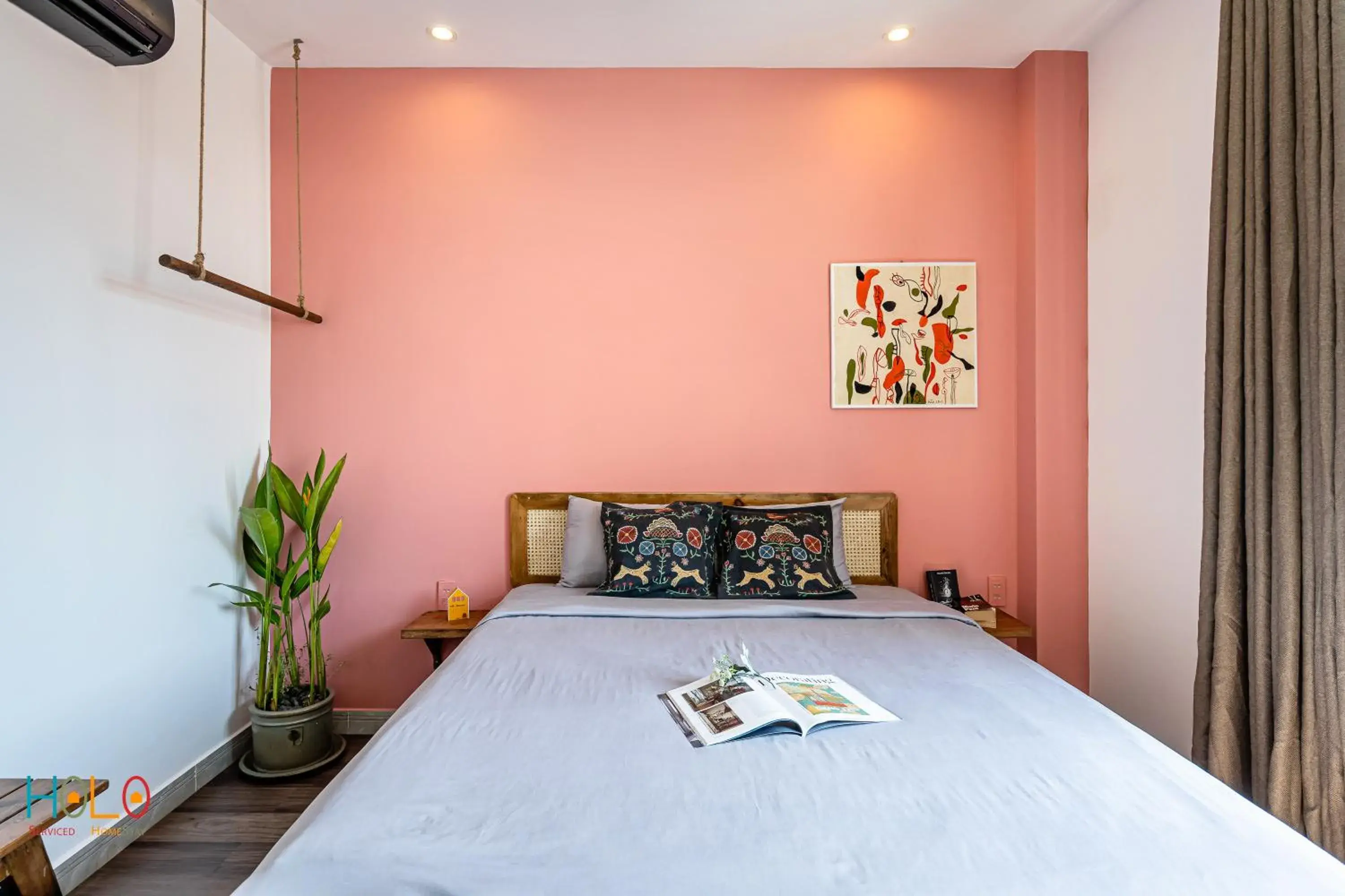 Standard Queen Room in HoLo Central Saigon - Serviced HomeStay Standard Queen Room in HoLo Central Saigon - Serviced HomeStay