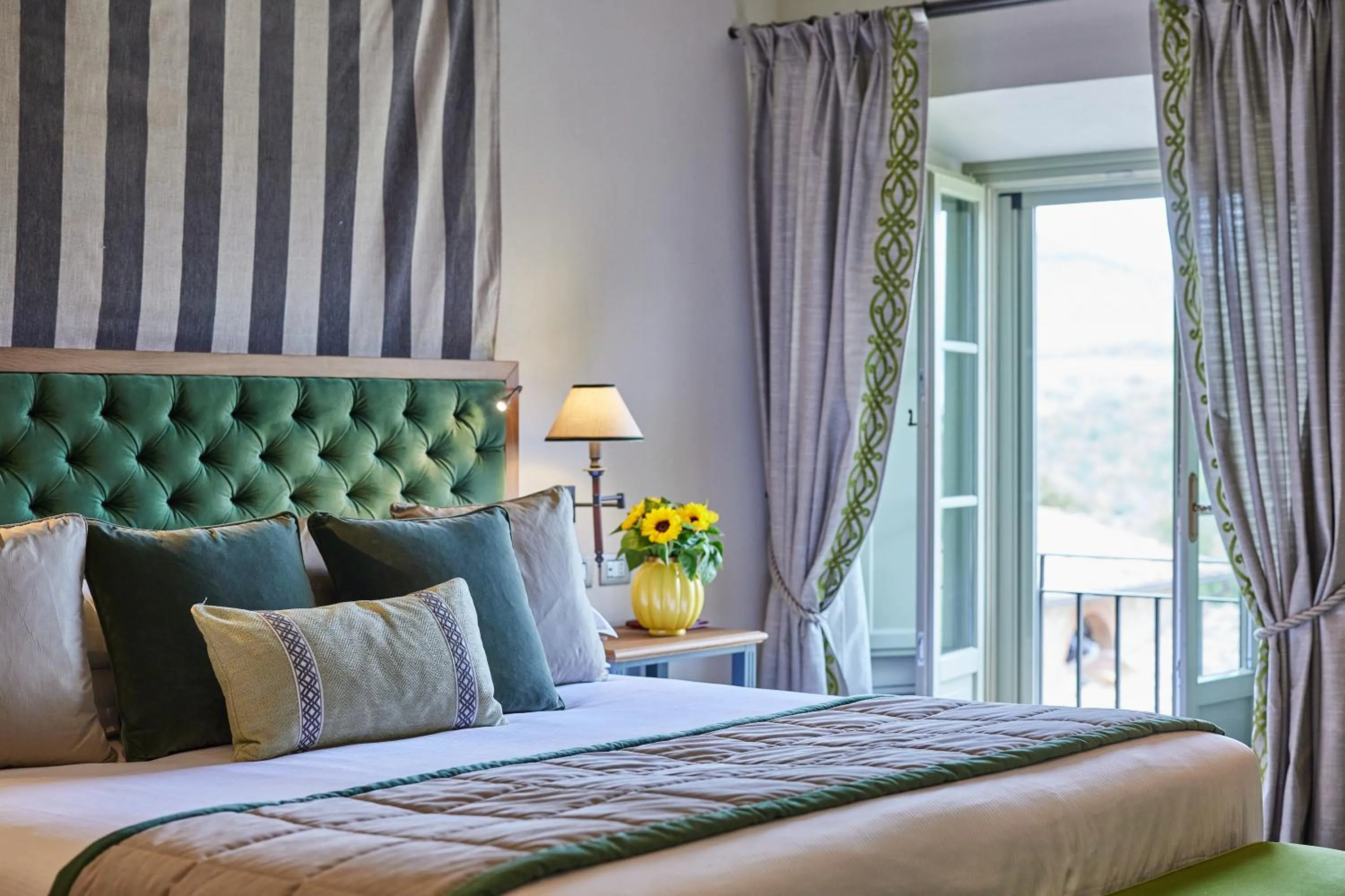 Bed in Borgo San Felice Resort