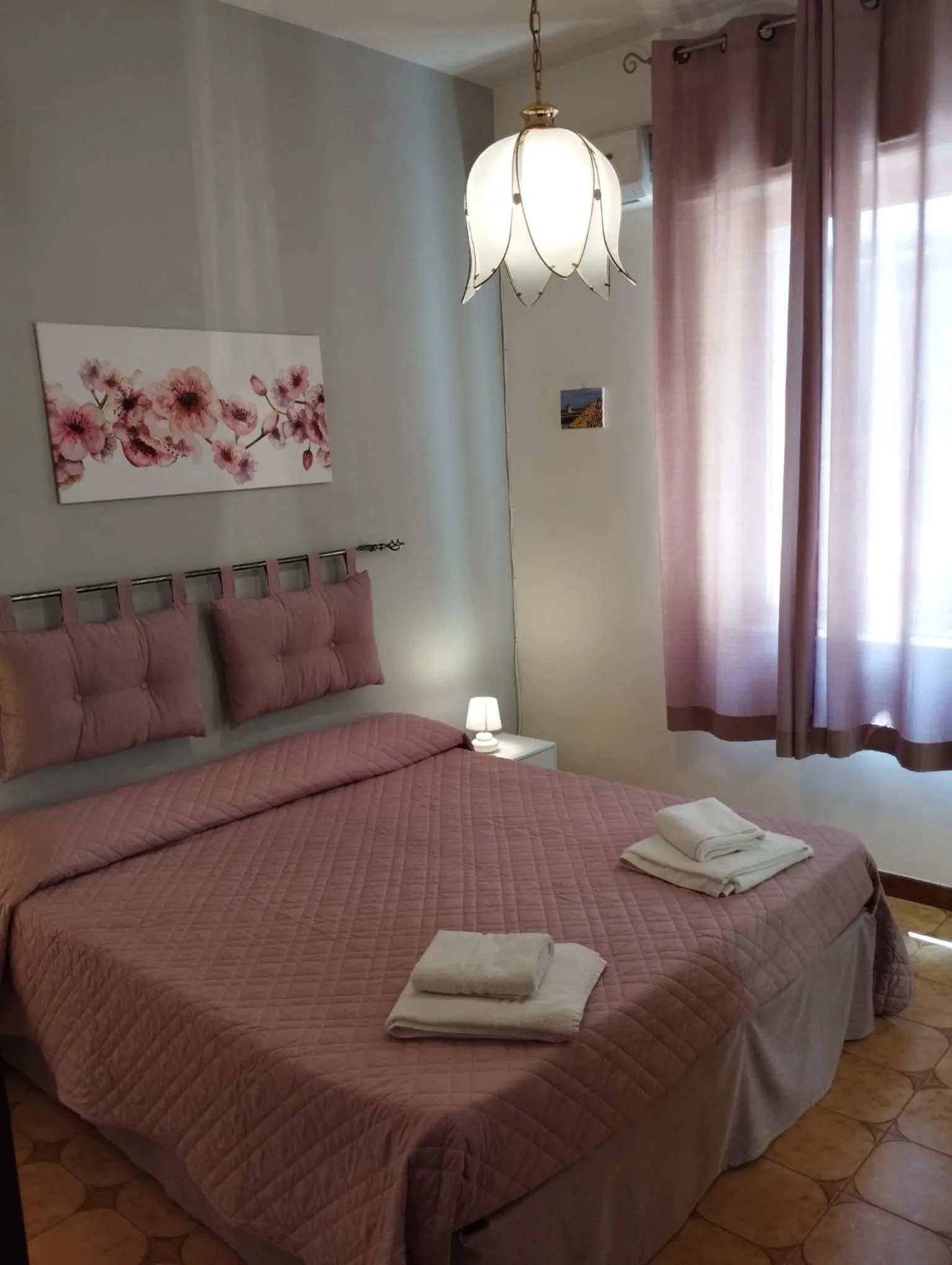 Bedroom, Bed in Armonia