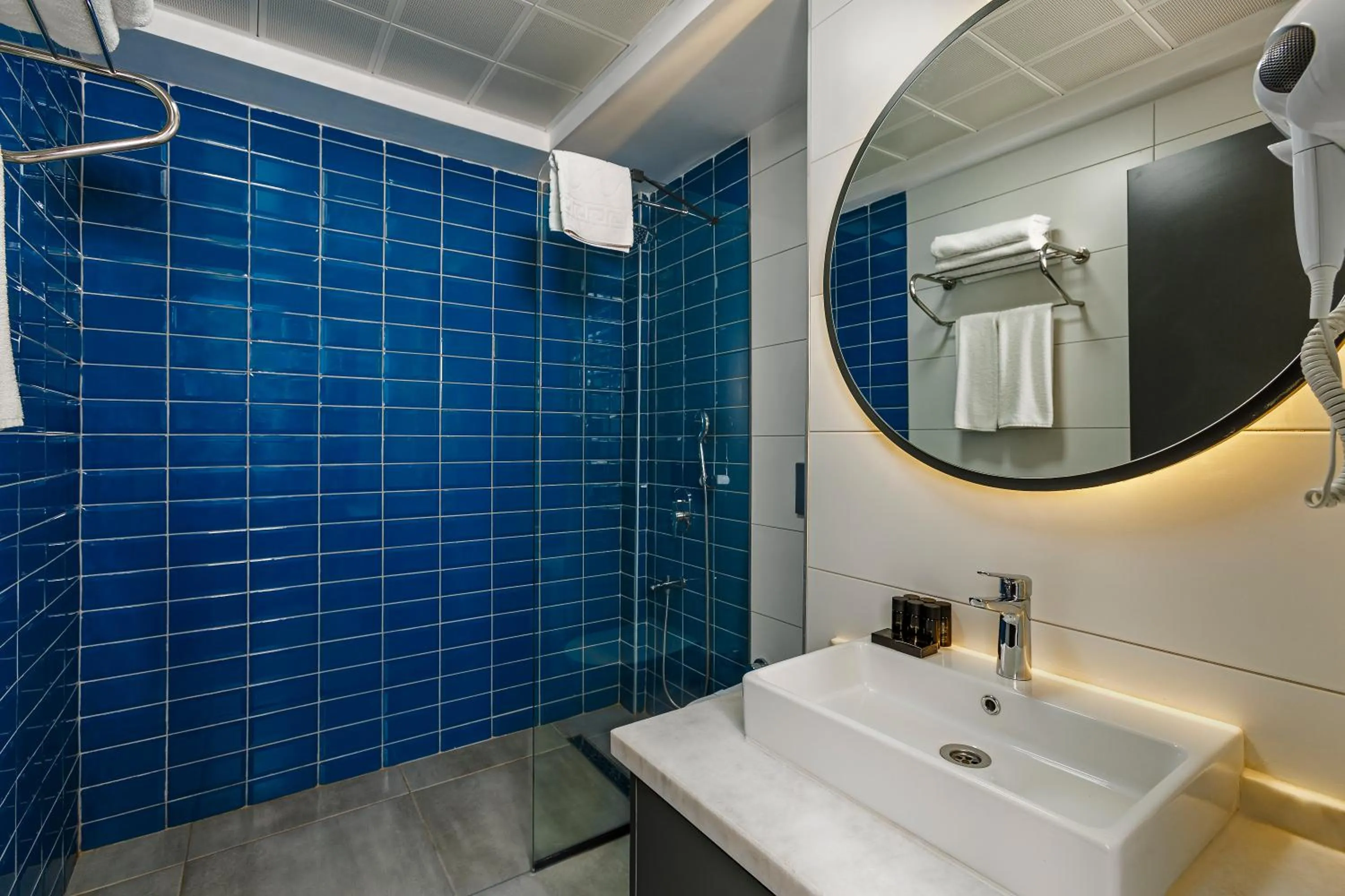 Bathroom in Optimum Luxury Hotel&Spa
