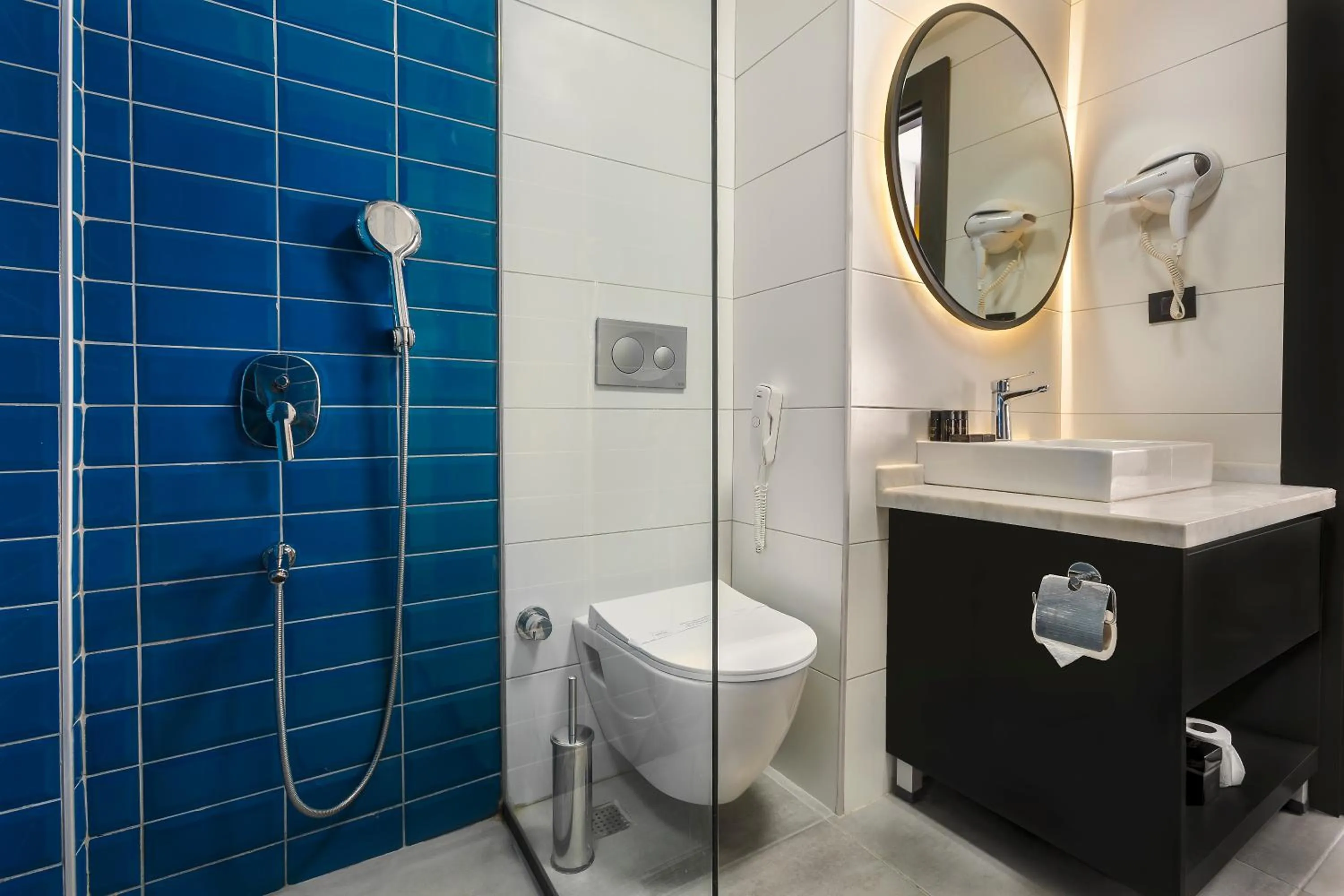 Bathroom in Optimum Luxury Hotel&Spa