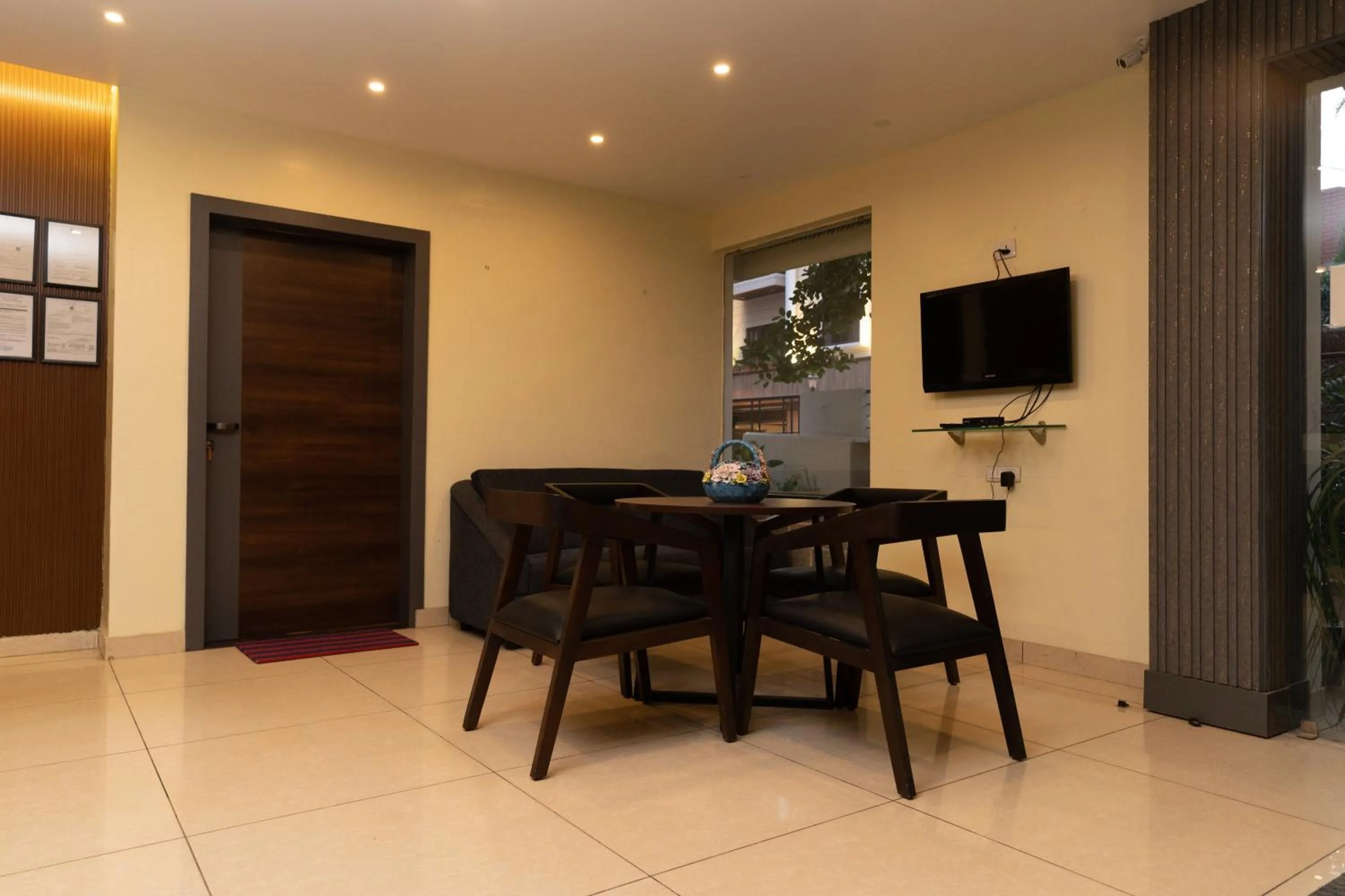 Dining area in Regal Business Suites