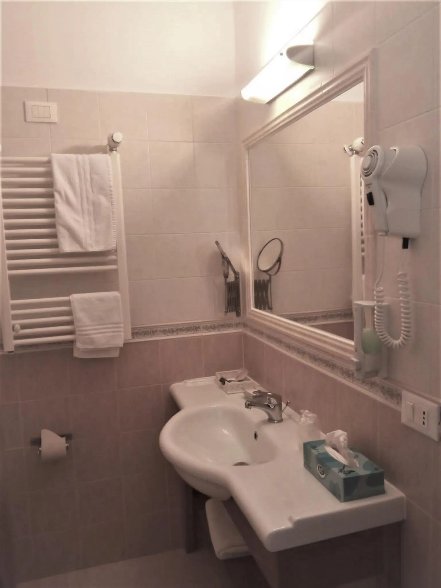 Bathroom in Casale Certosa