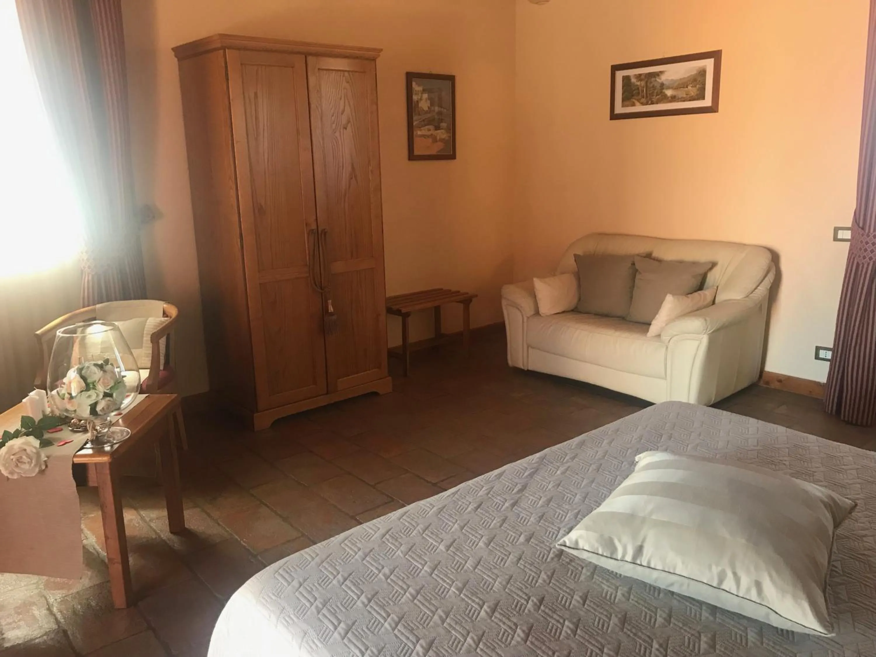 Photo of the whole room, Bed in Casale Certosa