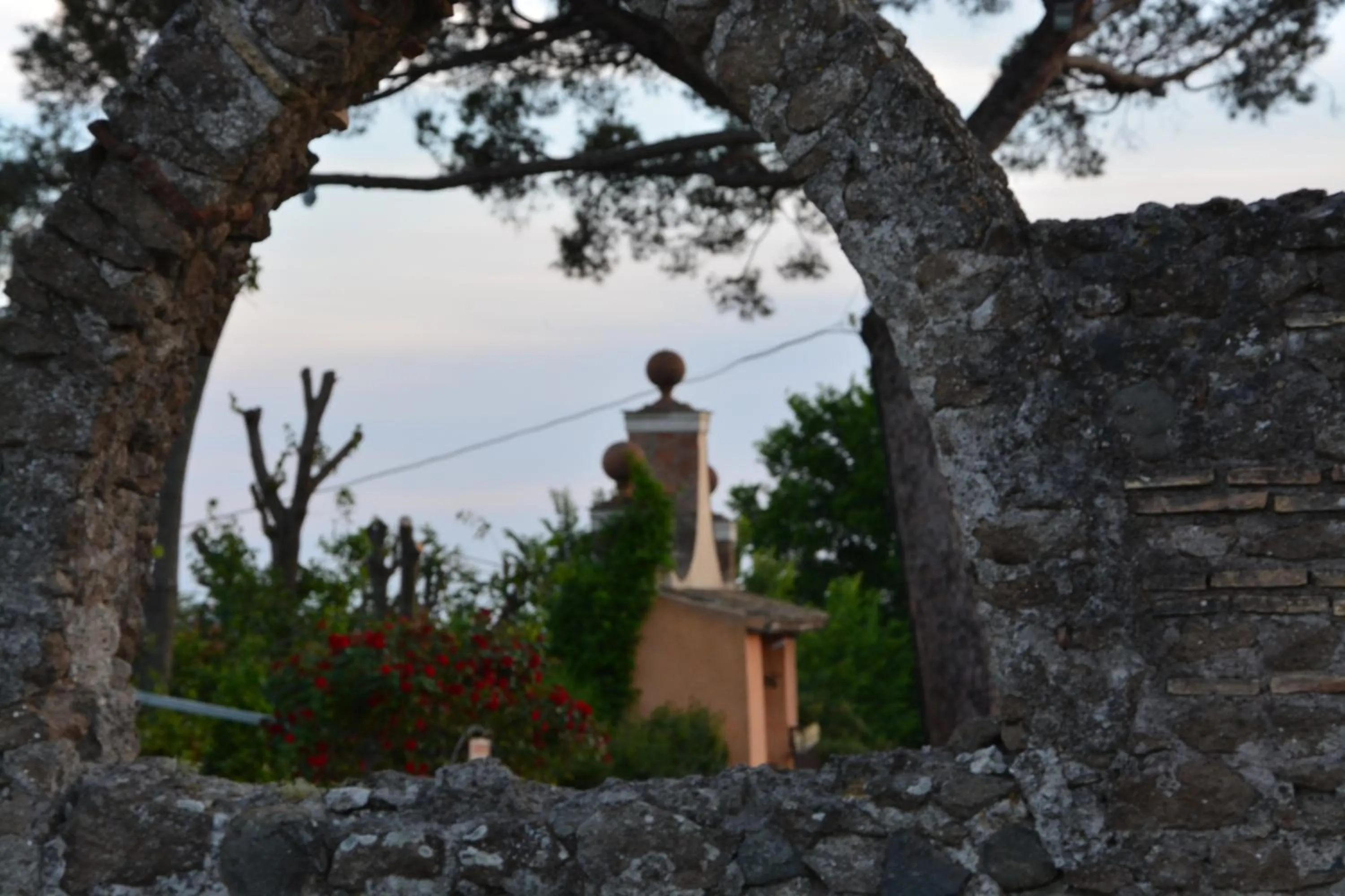 Decorative detail in Casale Certosa