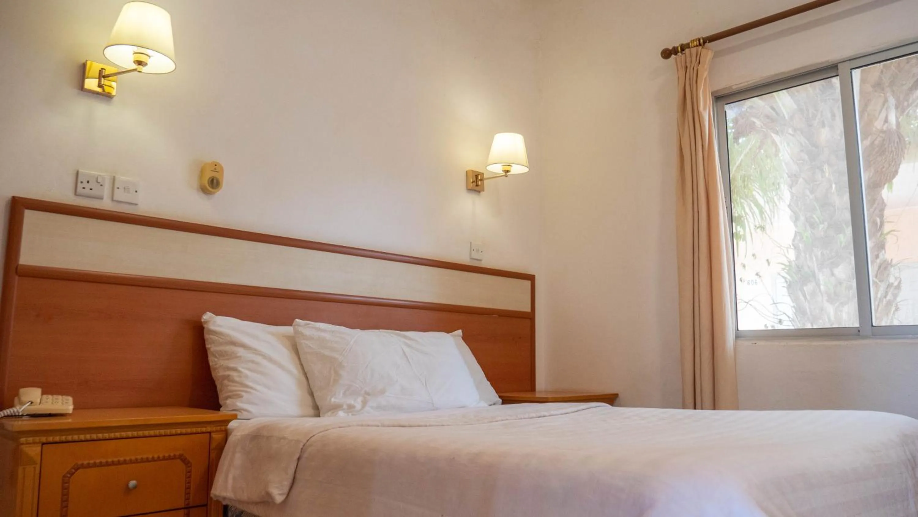 Bed in Cape Point Hotel