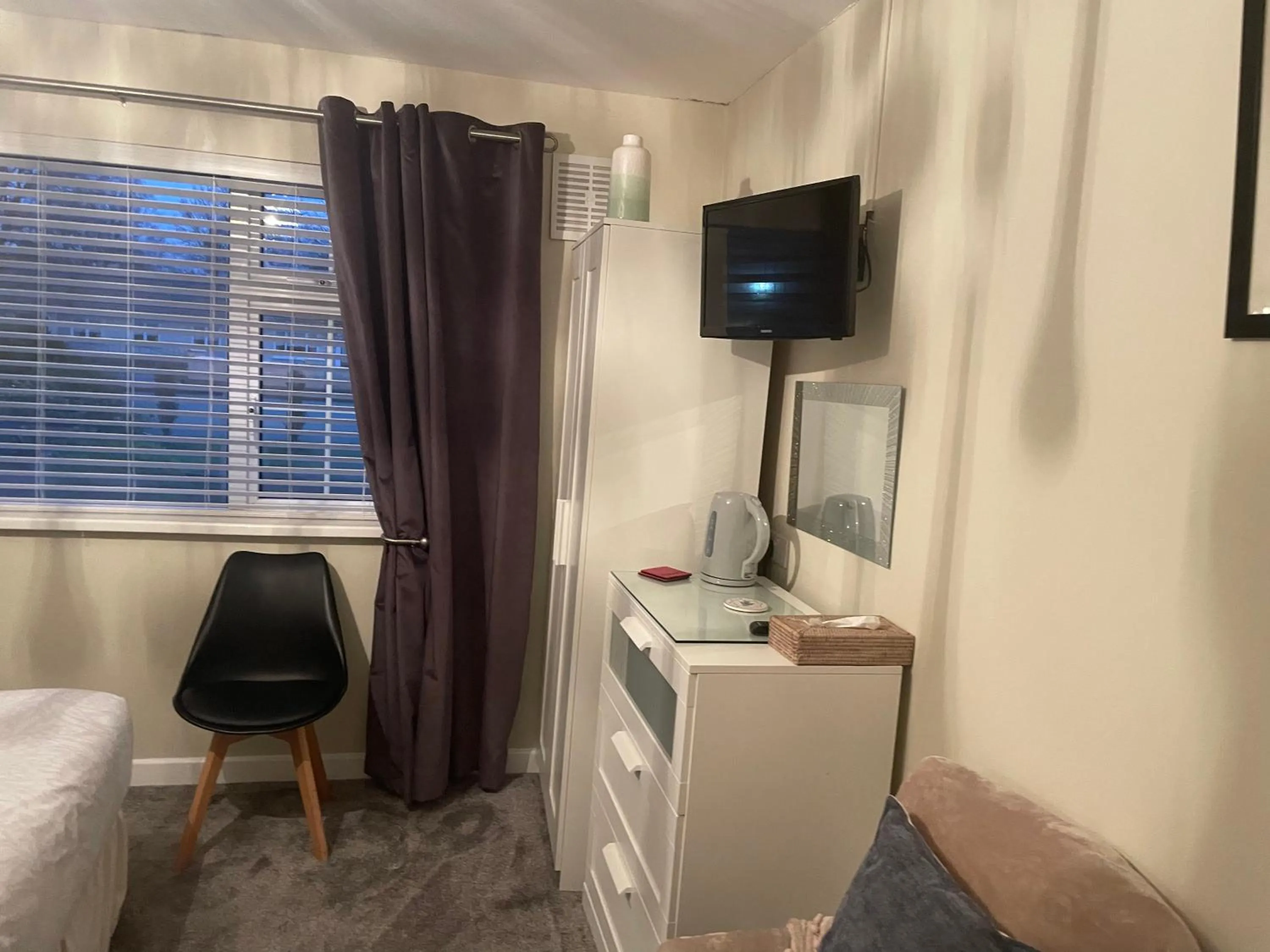 Bed in Barrow View Accommodation