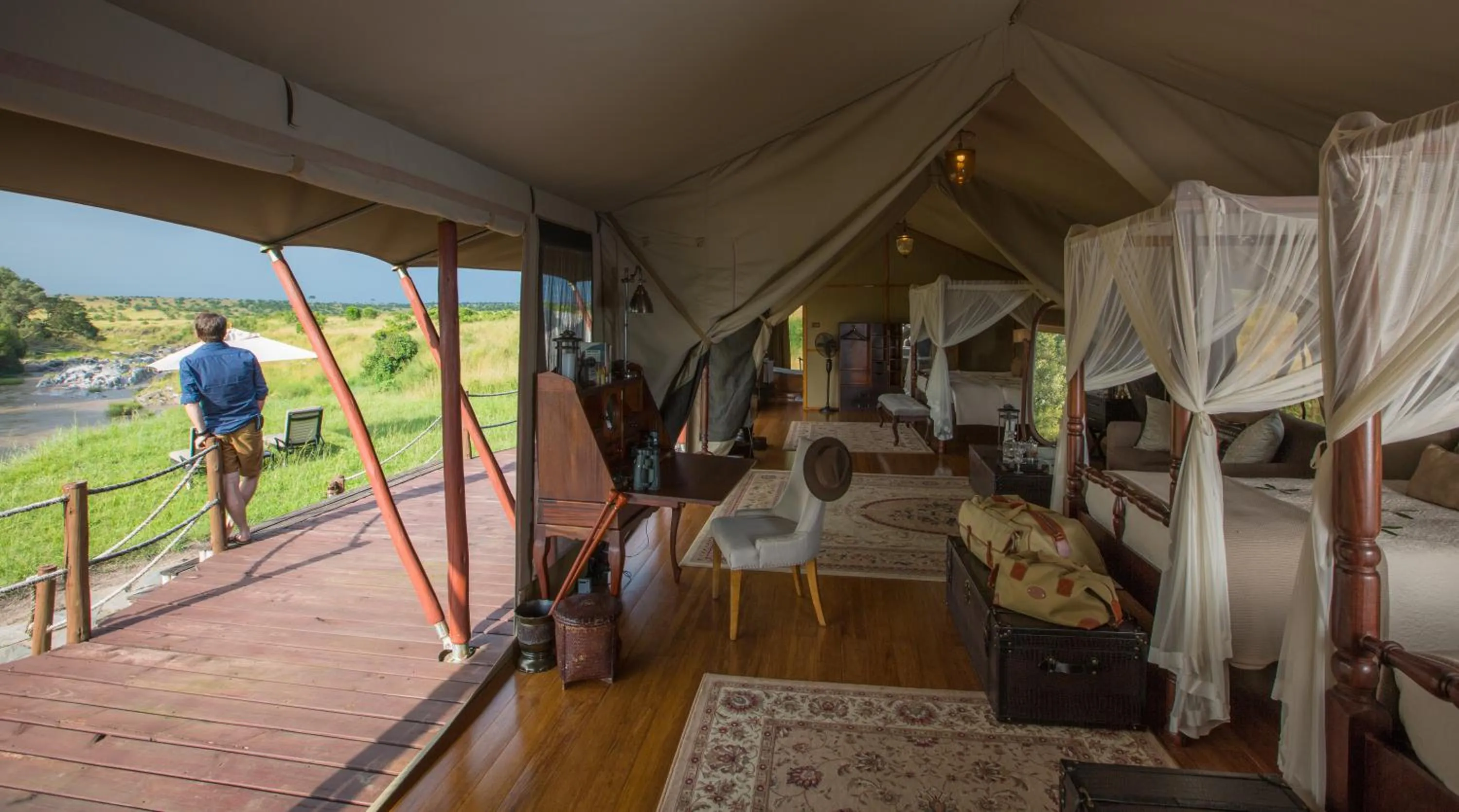 People in Elewana Sand River Mara