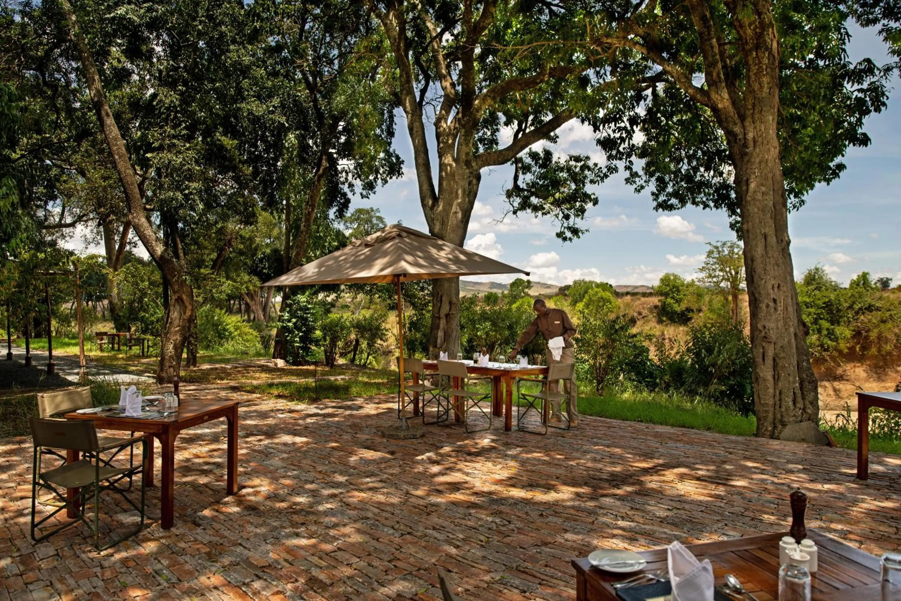 Restaurant/places to eat in Elewana Sand River Mara