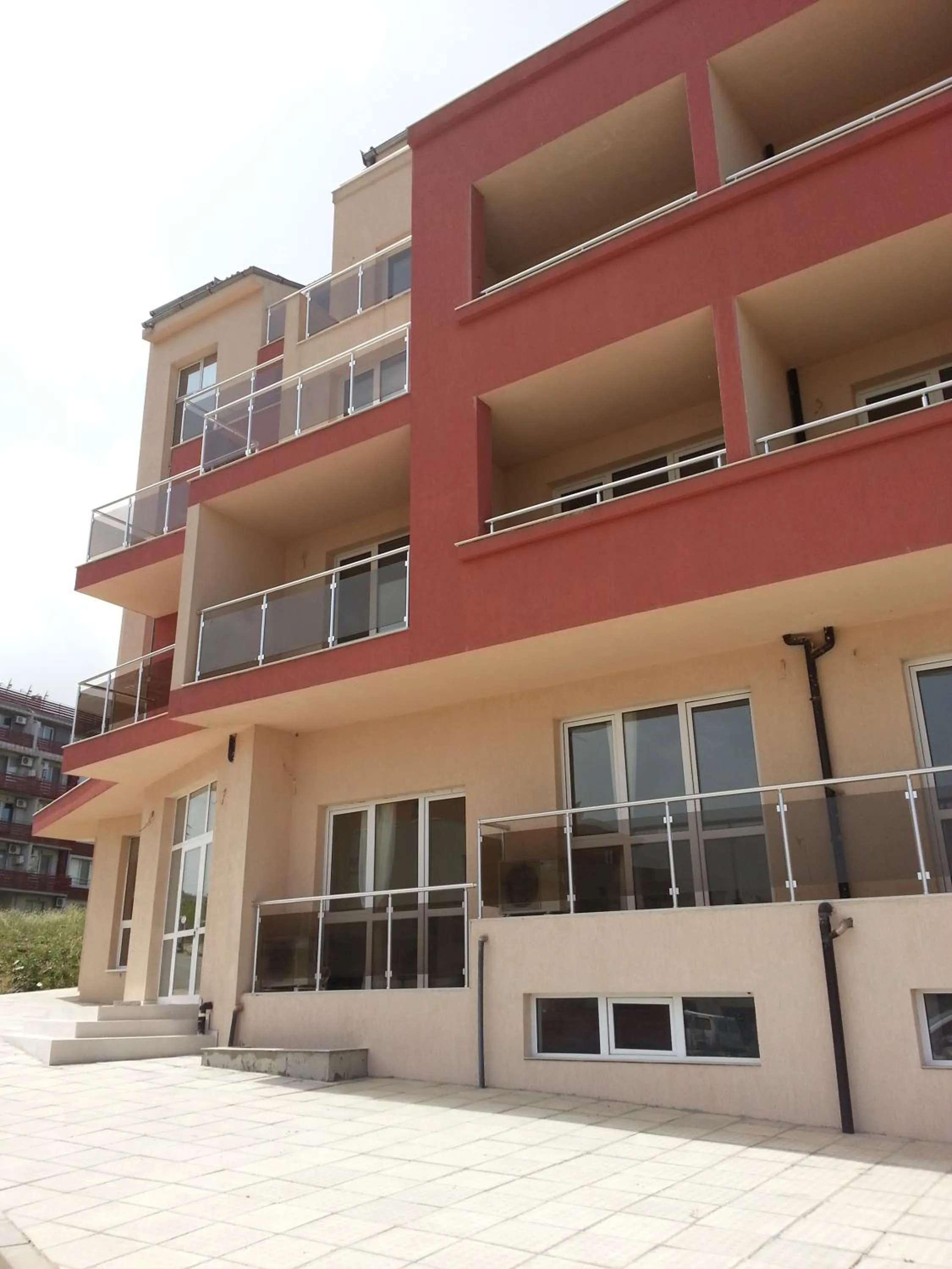 Facade/entrance in Hotel Ray