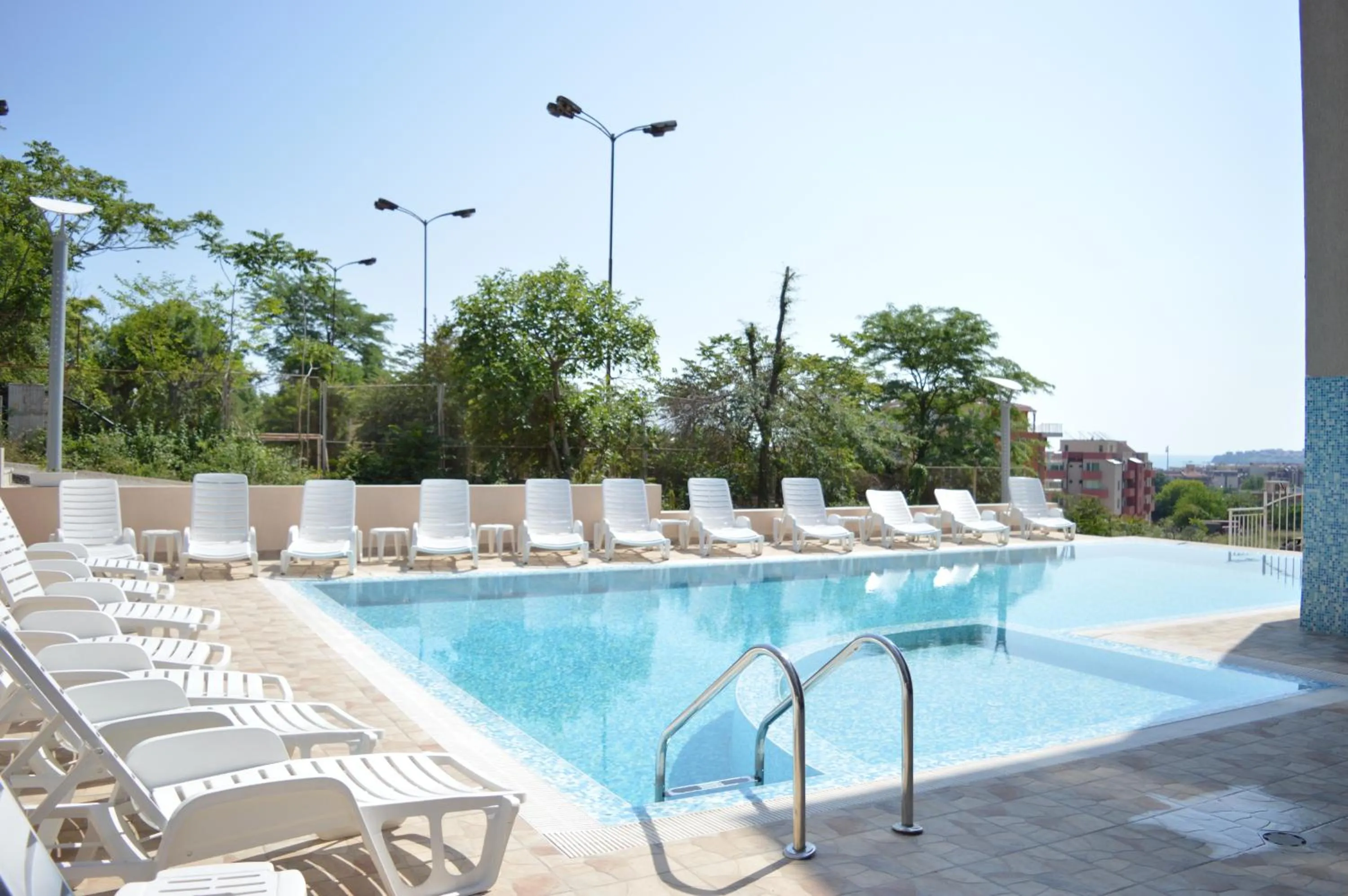 Swimming pool in Hotel Ray