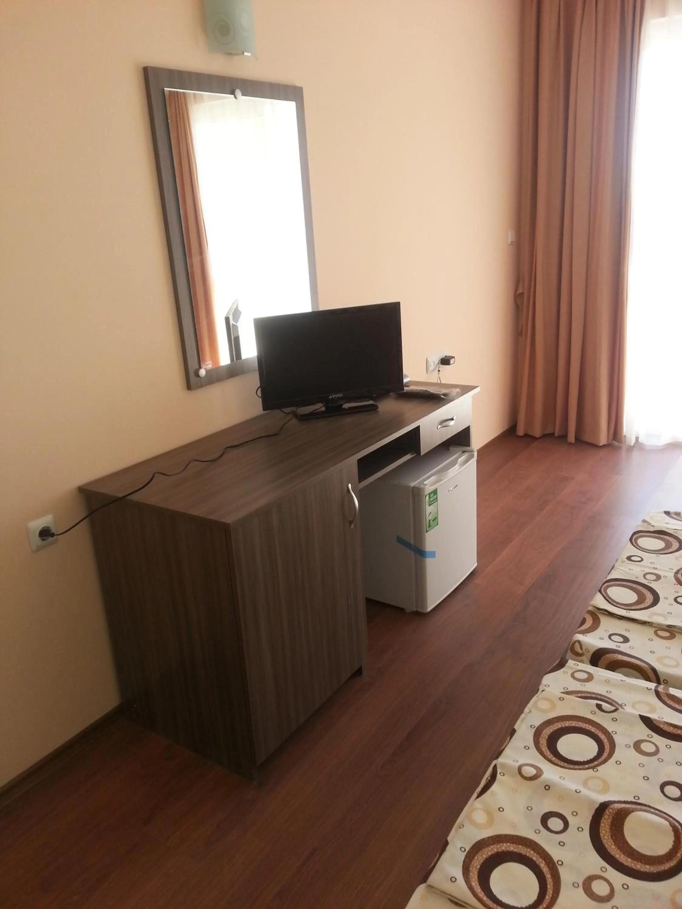 Photo of the whole room in Hotel Ray