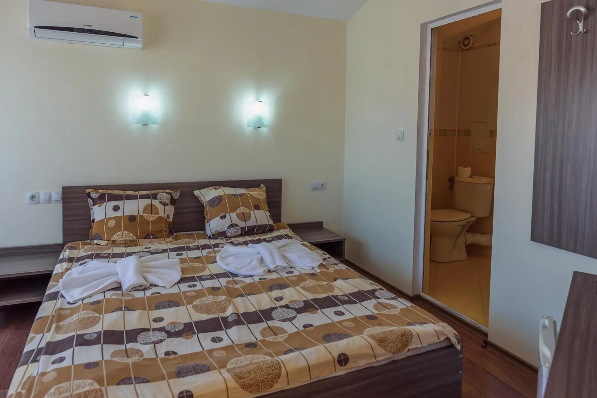 Bed in Hotel Ray