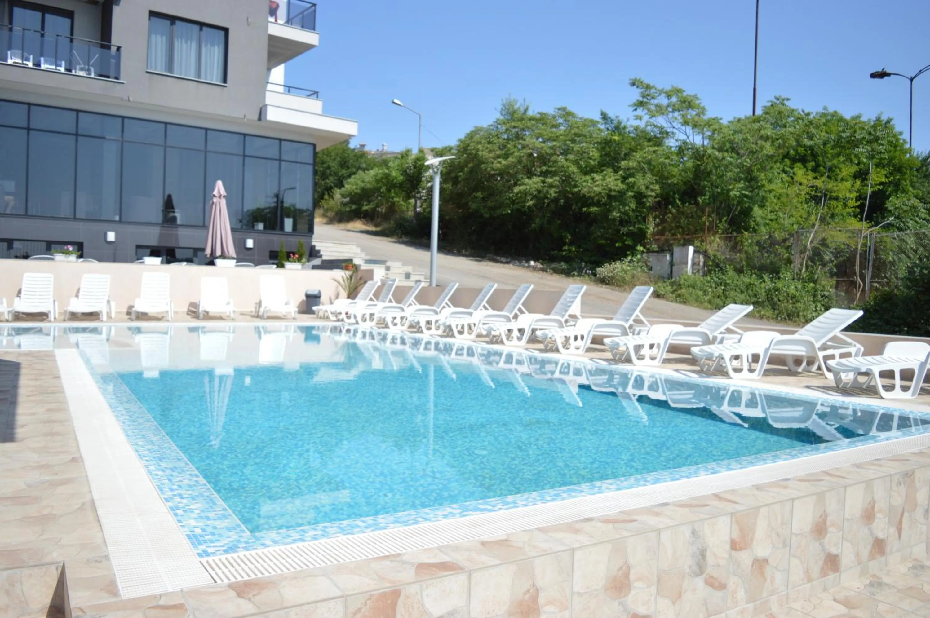 Swimming pool in Hotel Ray