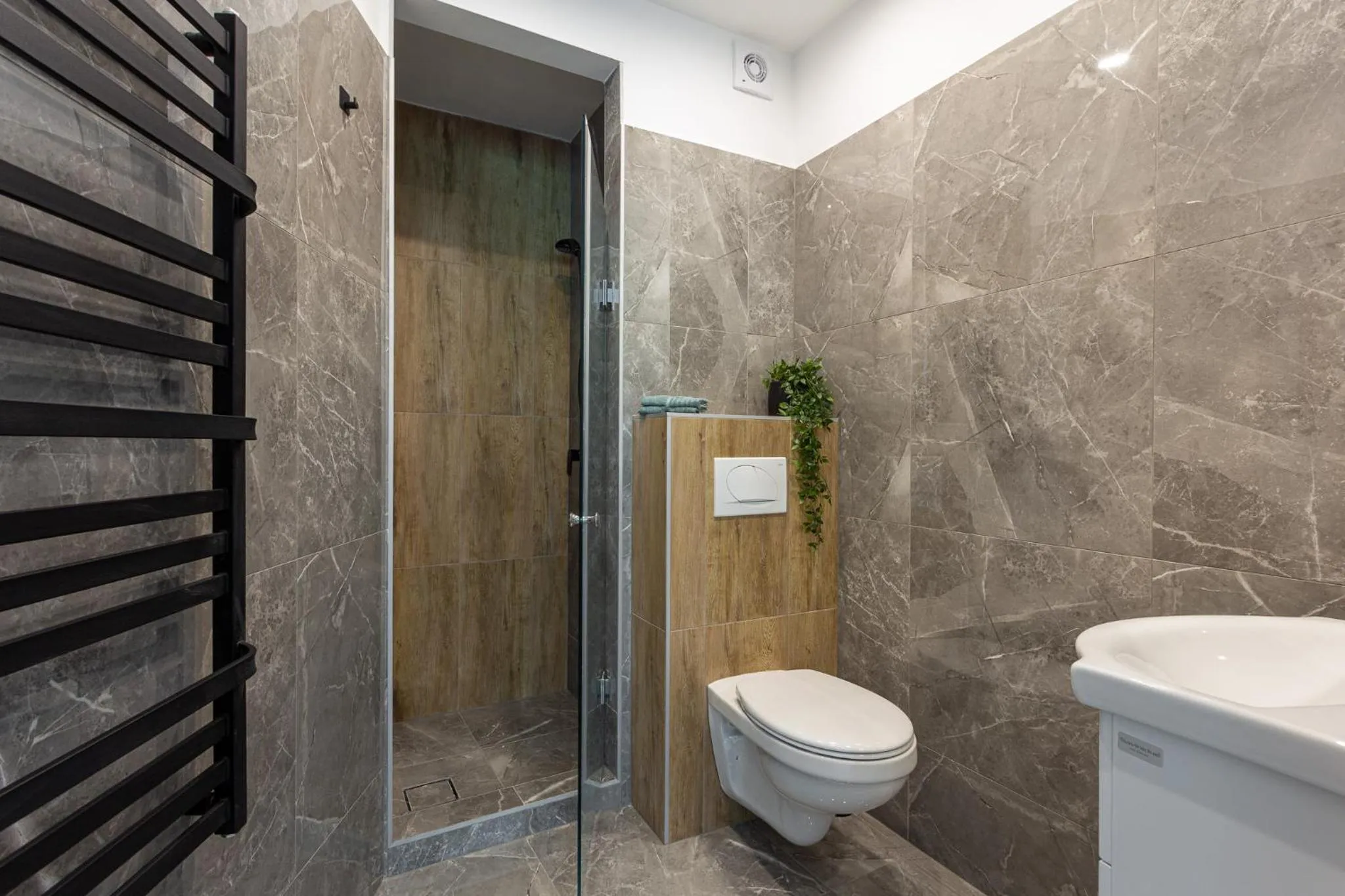 Bathroom in Buda Castle Serpentine Apartments