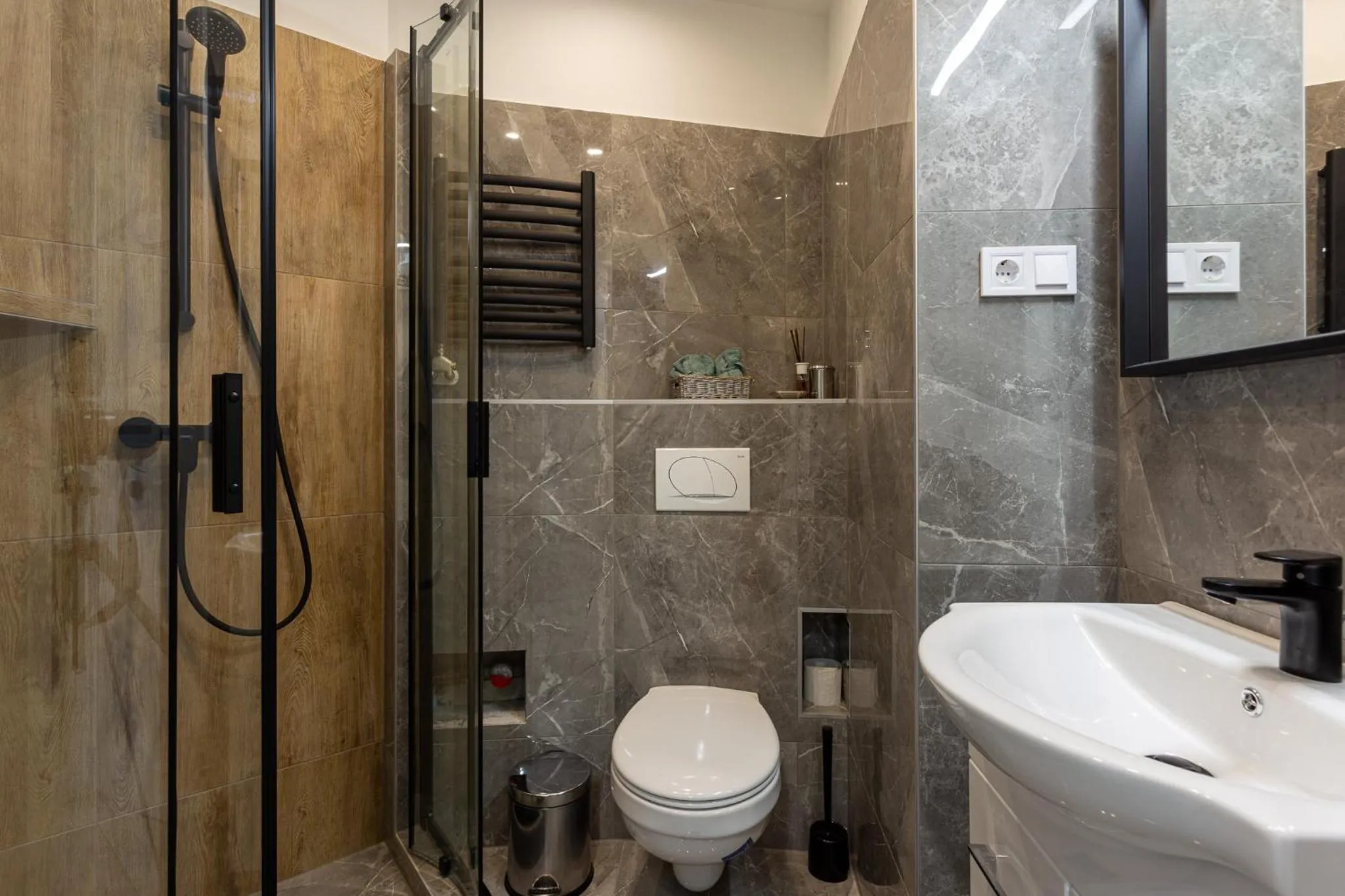 Bathroom in Buda Castle Serpentine Apartments