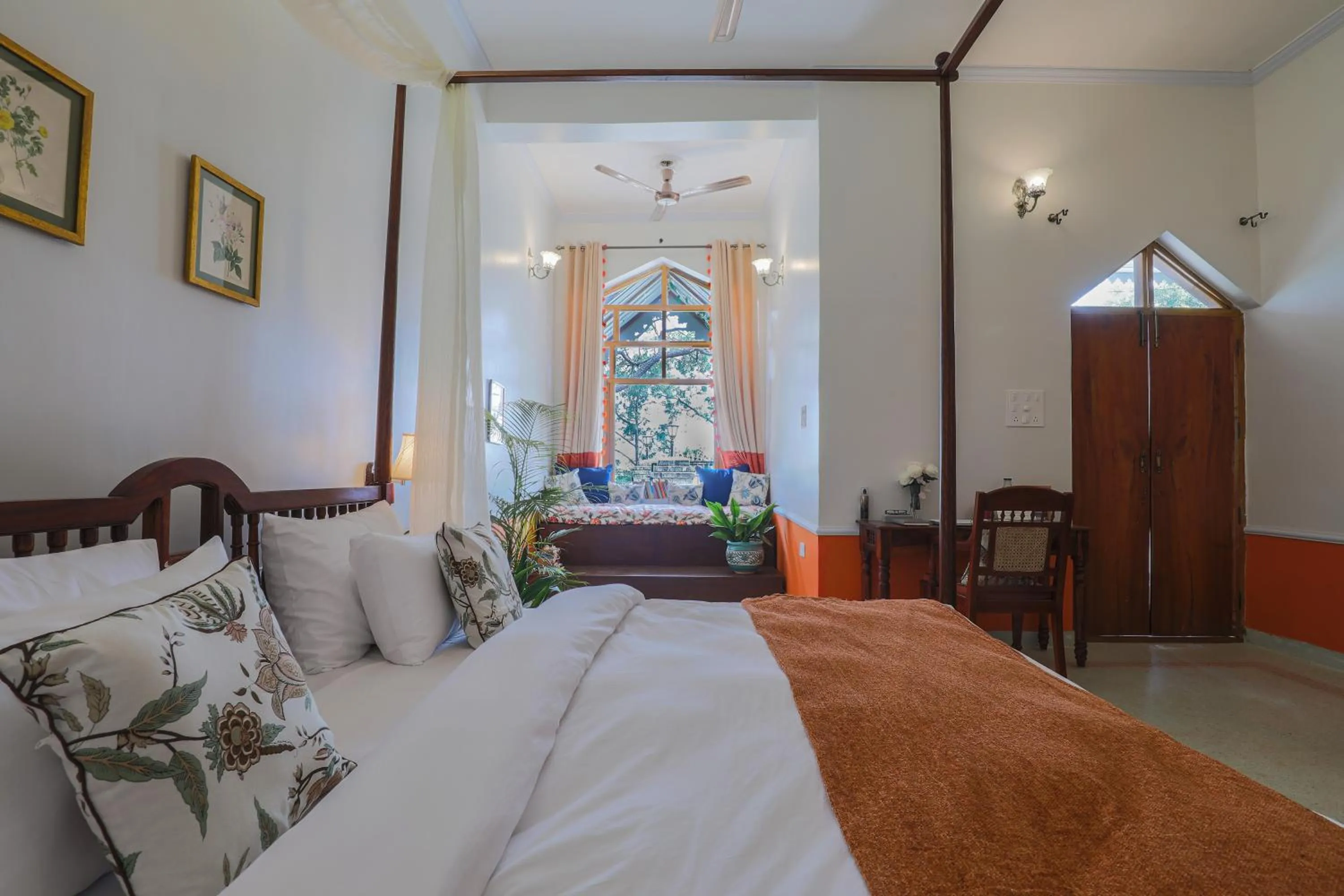 Photo of the whole room, Bed in Seclude Nahan, Bantony Cottage