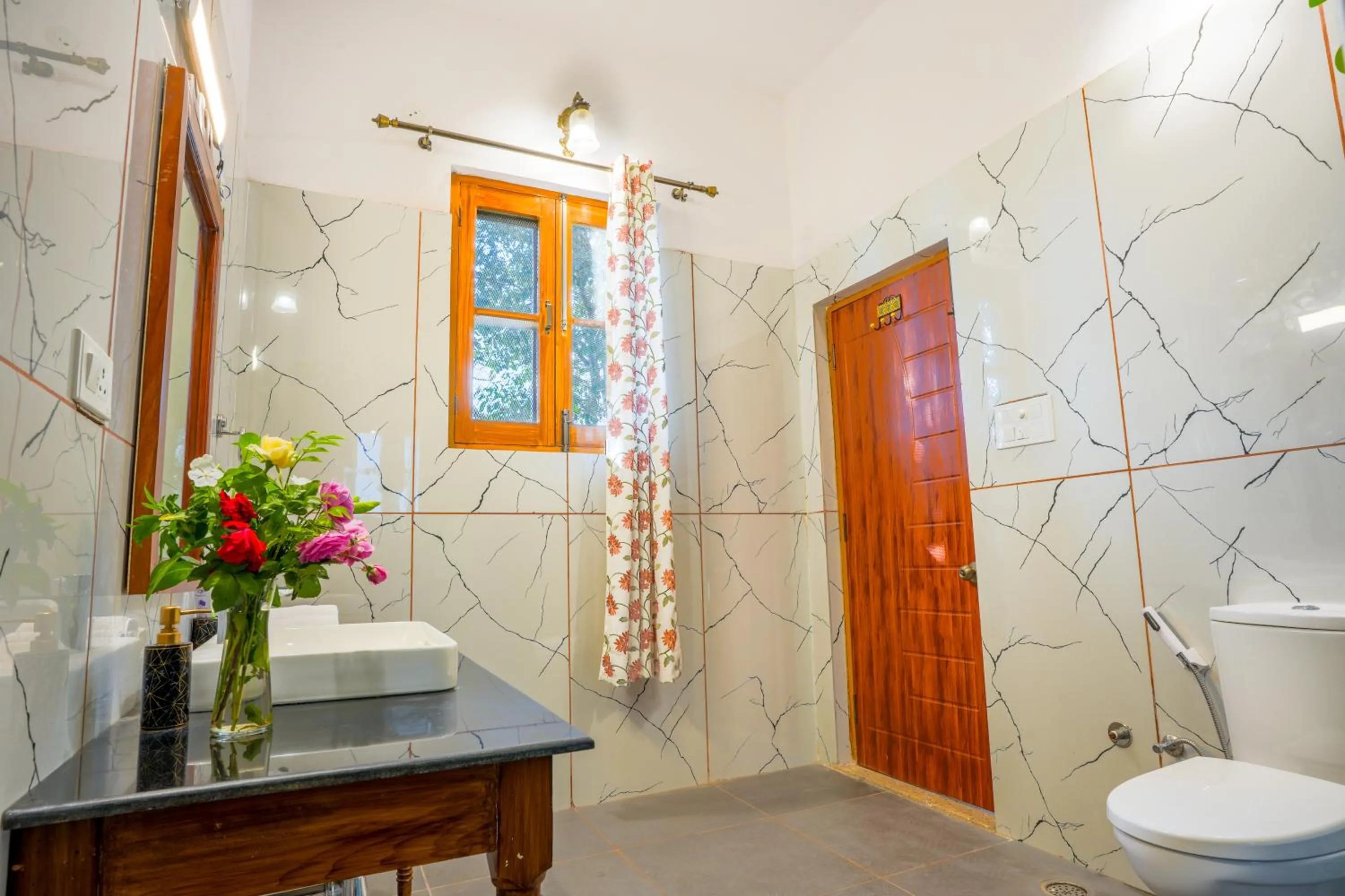 Toilet in Seclude Nahan, Bantony Cottage