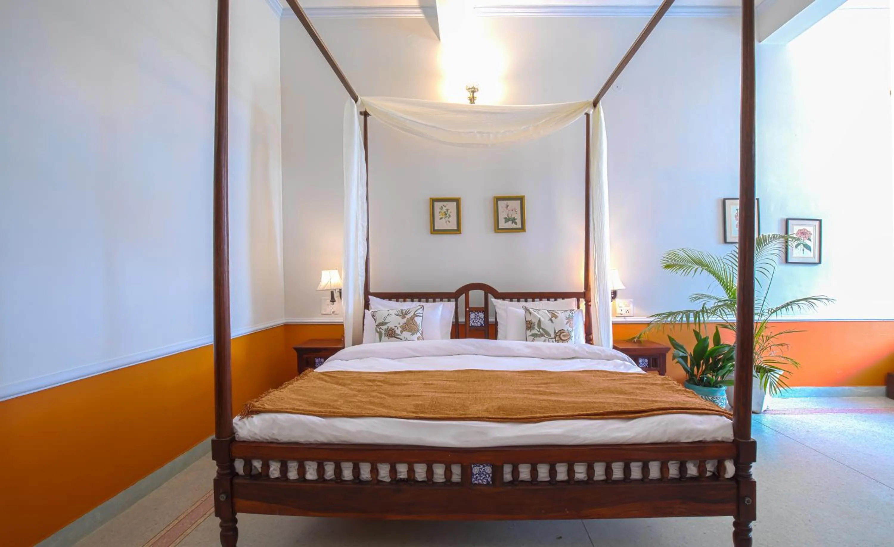 Photo of the whole room, Bed in Seclude Nahan, Bantony Cottage