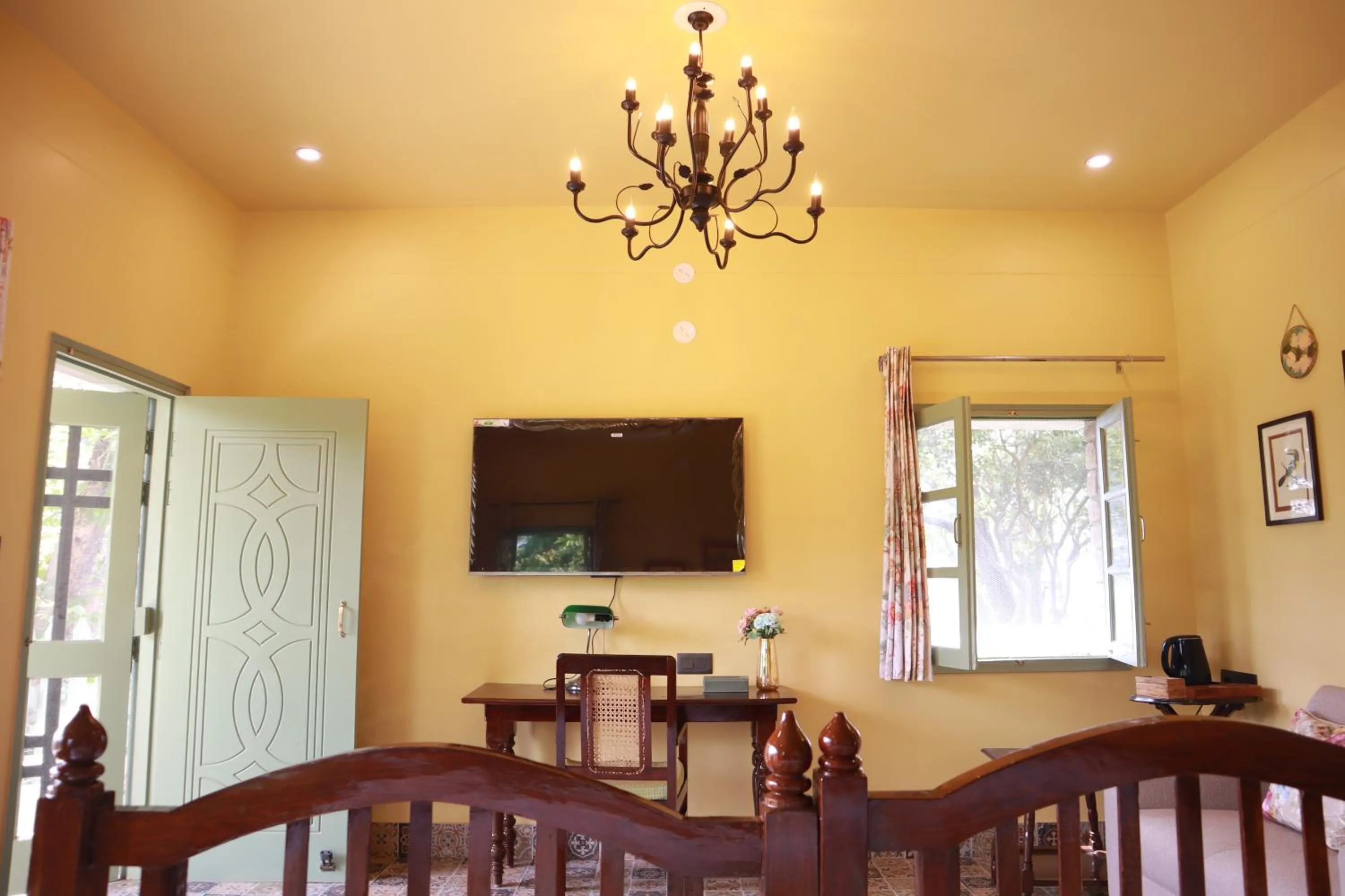Bedroom in Seclude Nahan, Bantony Cottage