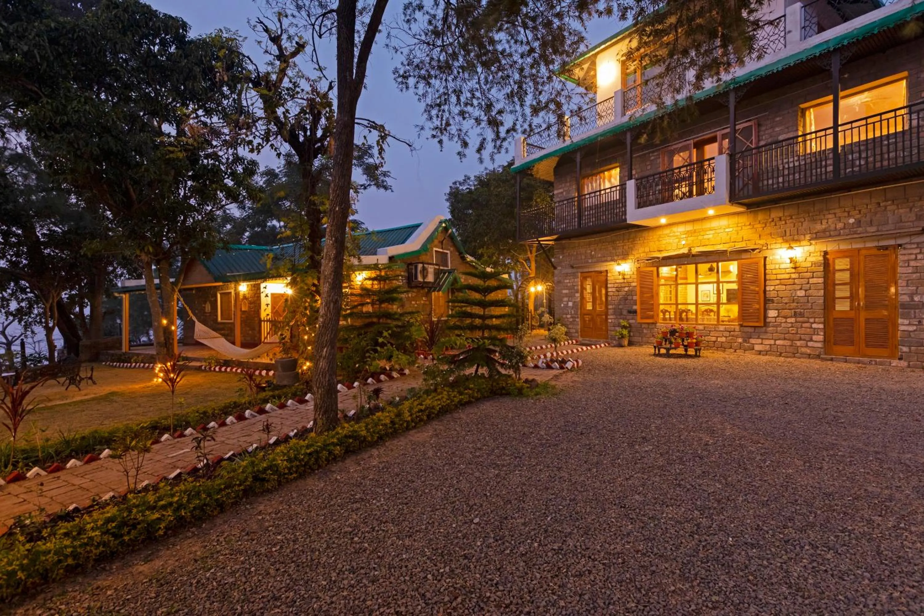 Property building in Seclude Nahan, Bantony Cottage