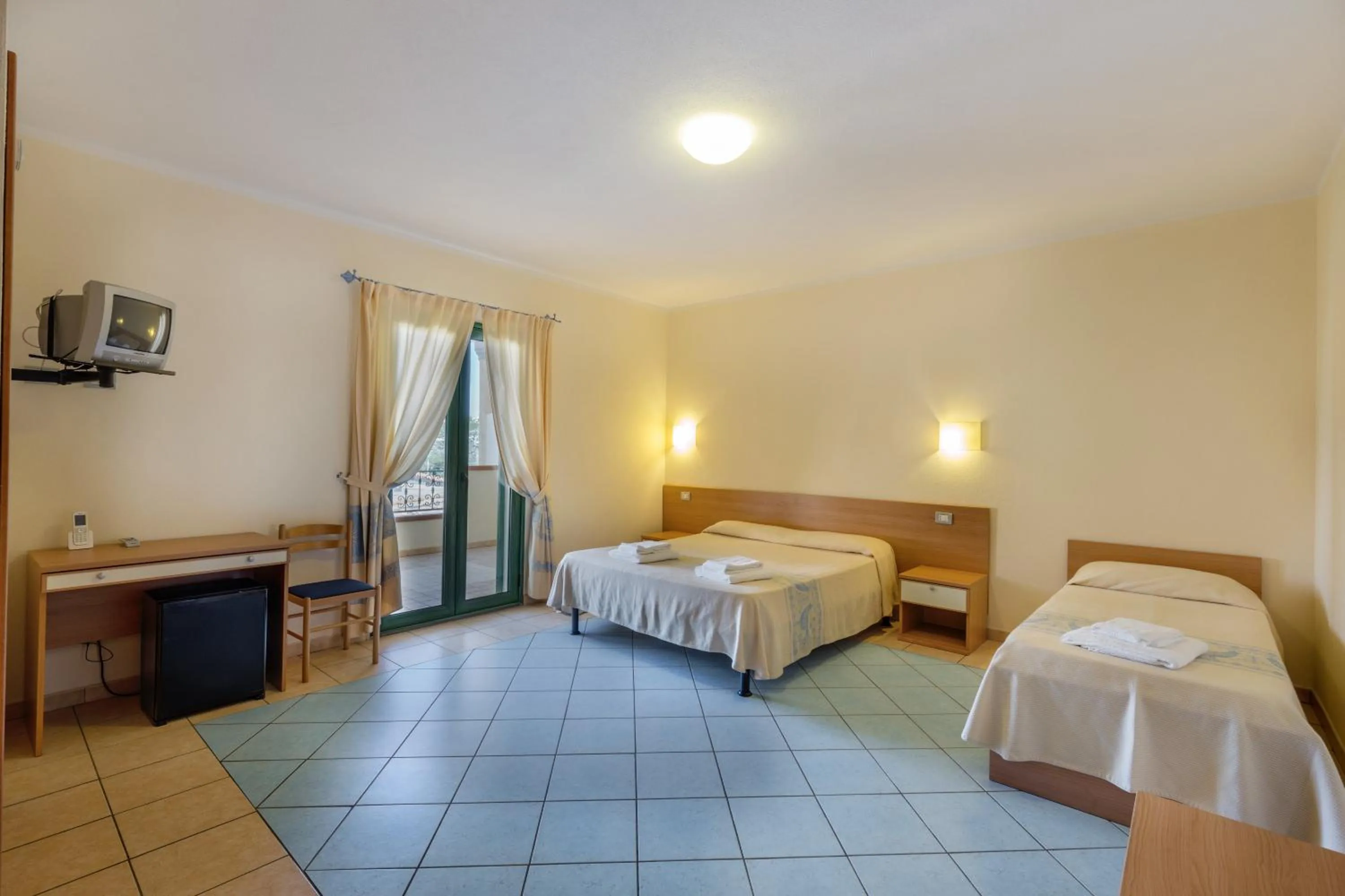 Photo of the whole room, Bed in Hotel Baia Marina