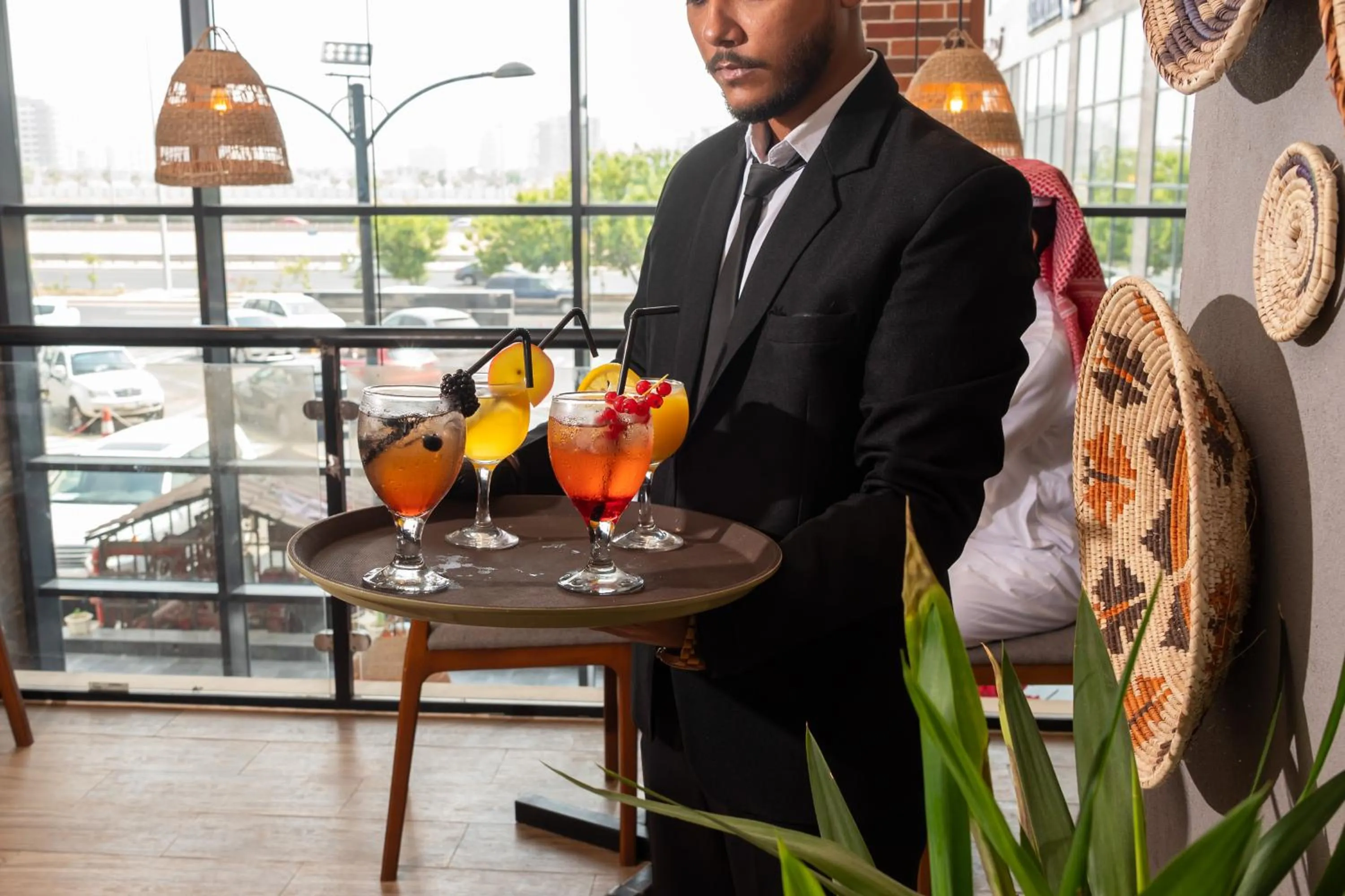 Food and drinks in Laten Suites Al Salim Plaza