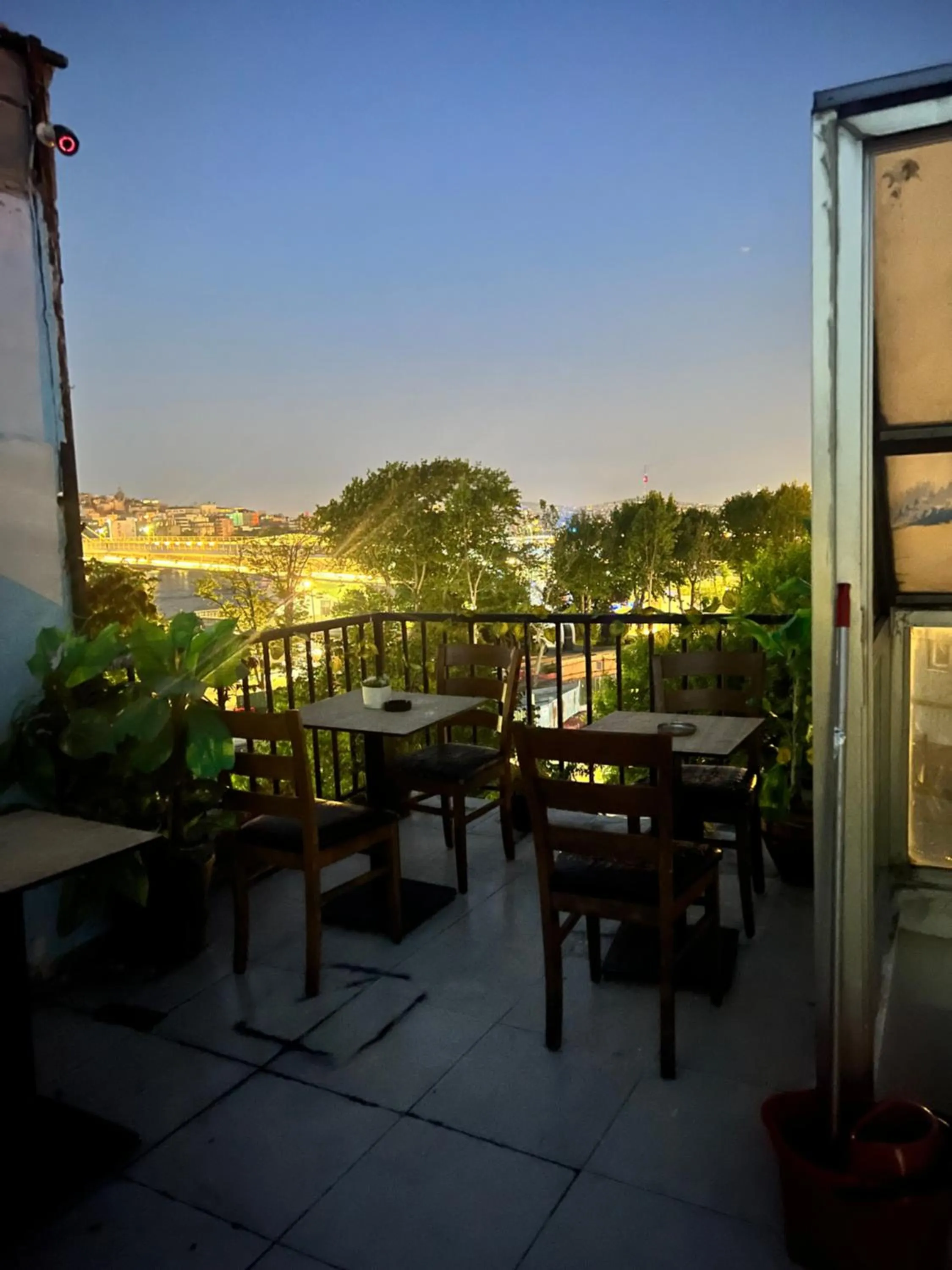Balcony/Terrace in DİYAR BUDGET HOTEL