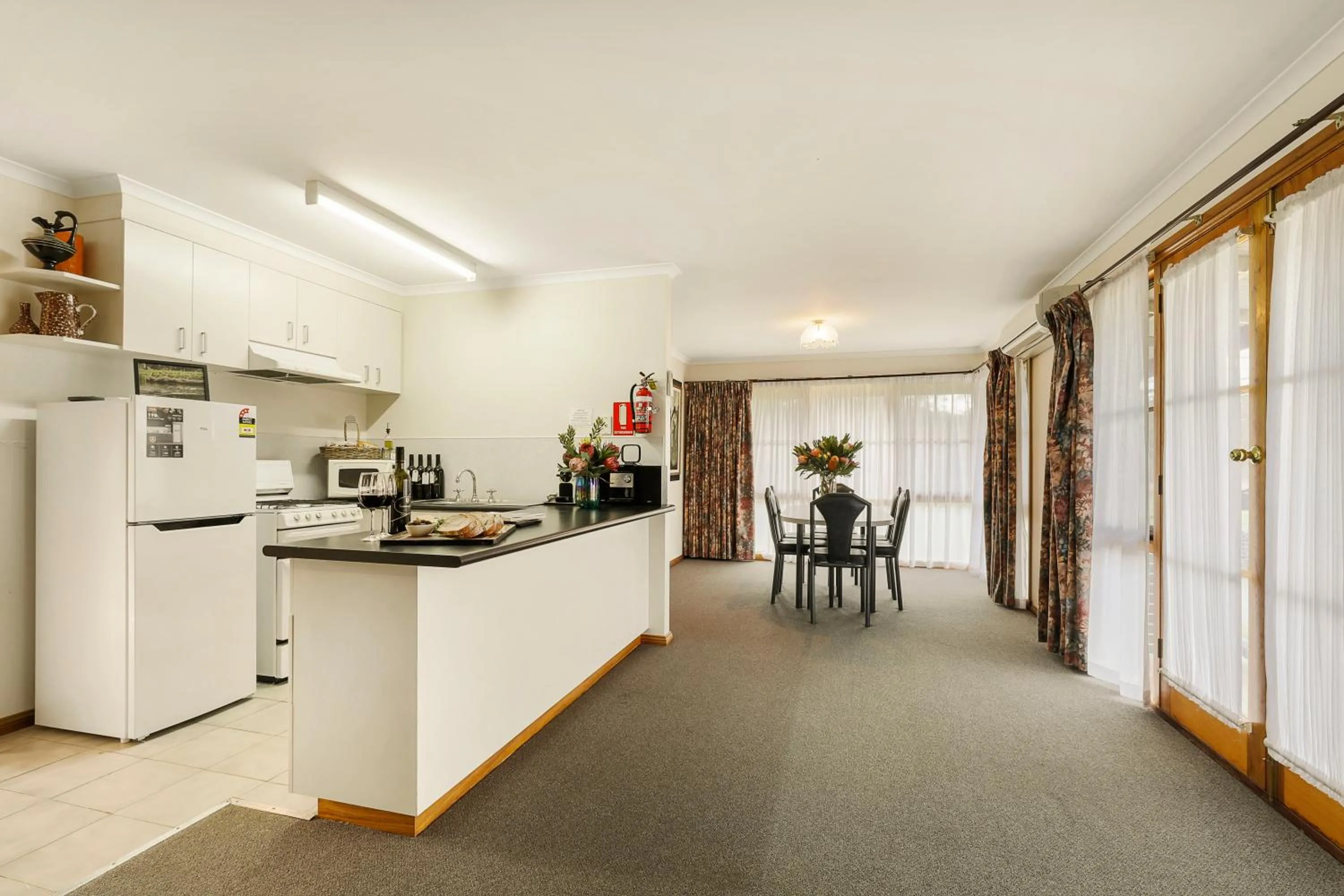 Kitchen or kitchenette in Summerfield Winery and Accommodation
