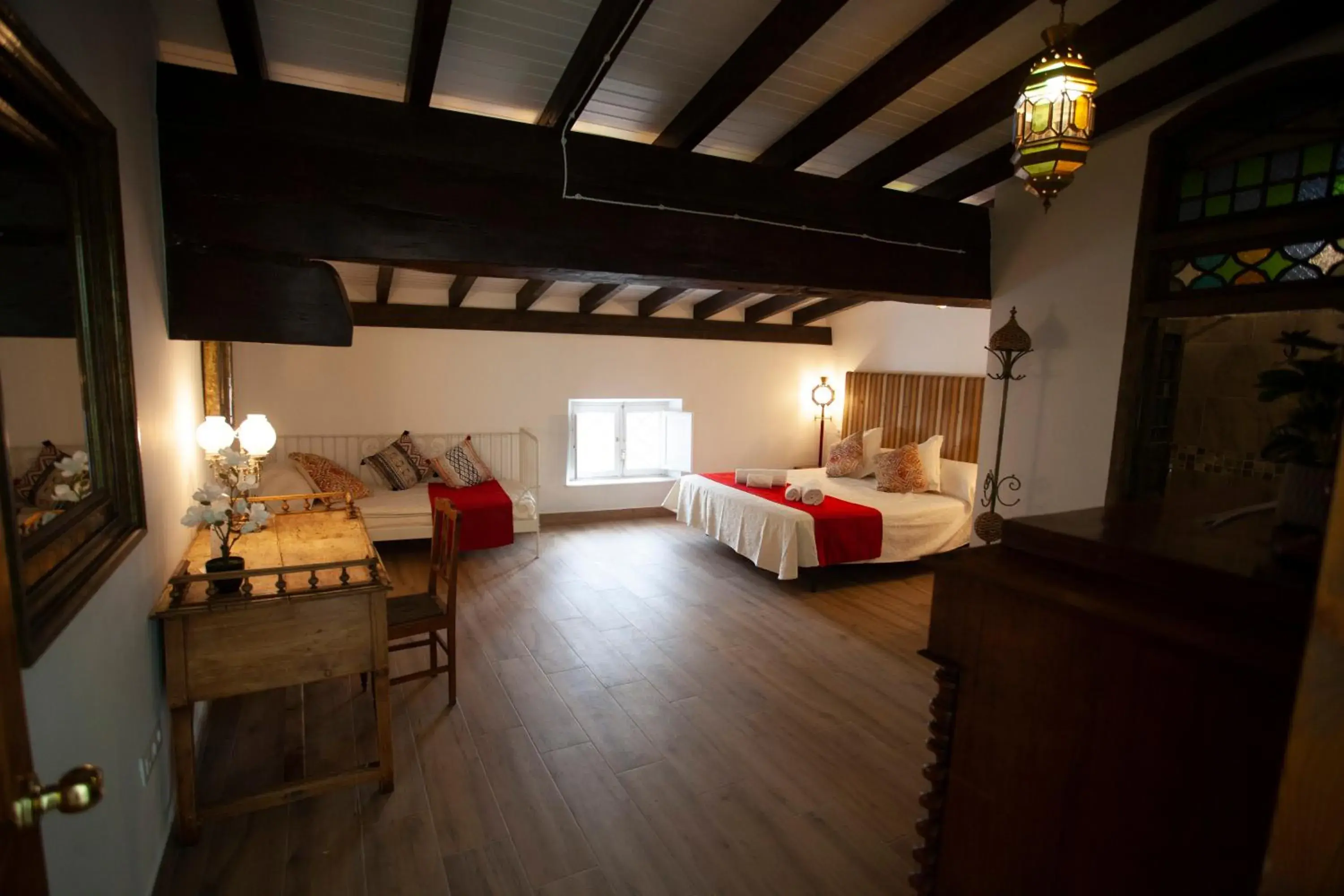 Triple Room with Shower in El Palacete de Cuevas Triple Room with Shower in El Palacete de Cuevas