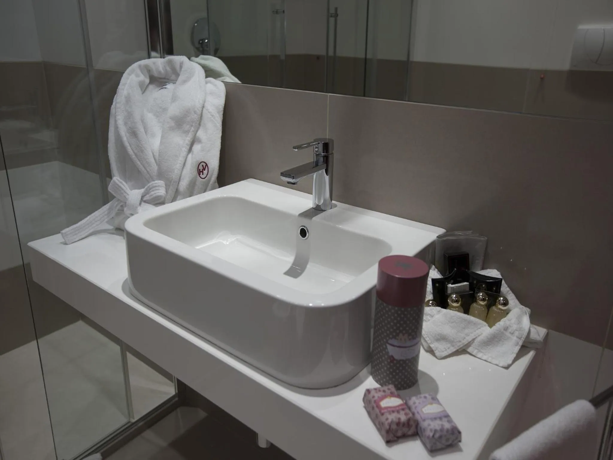 Bathroom in Hotel Vittoria