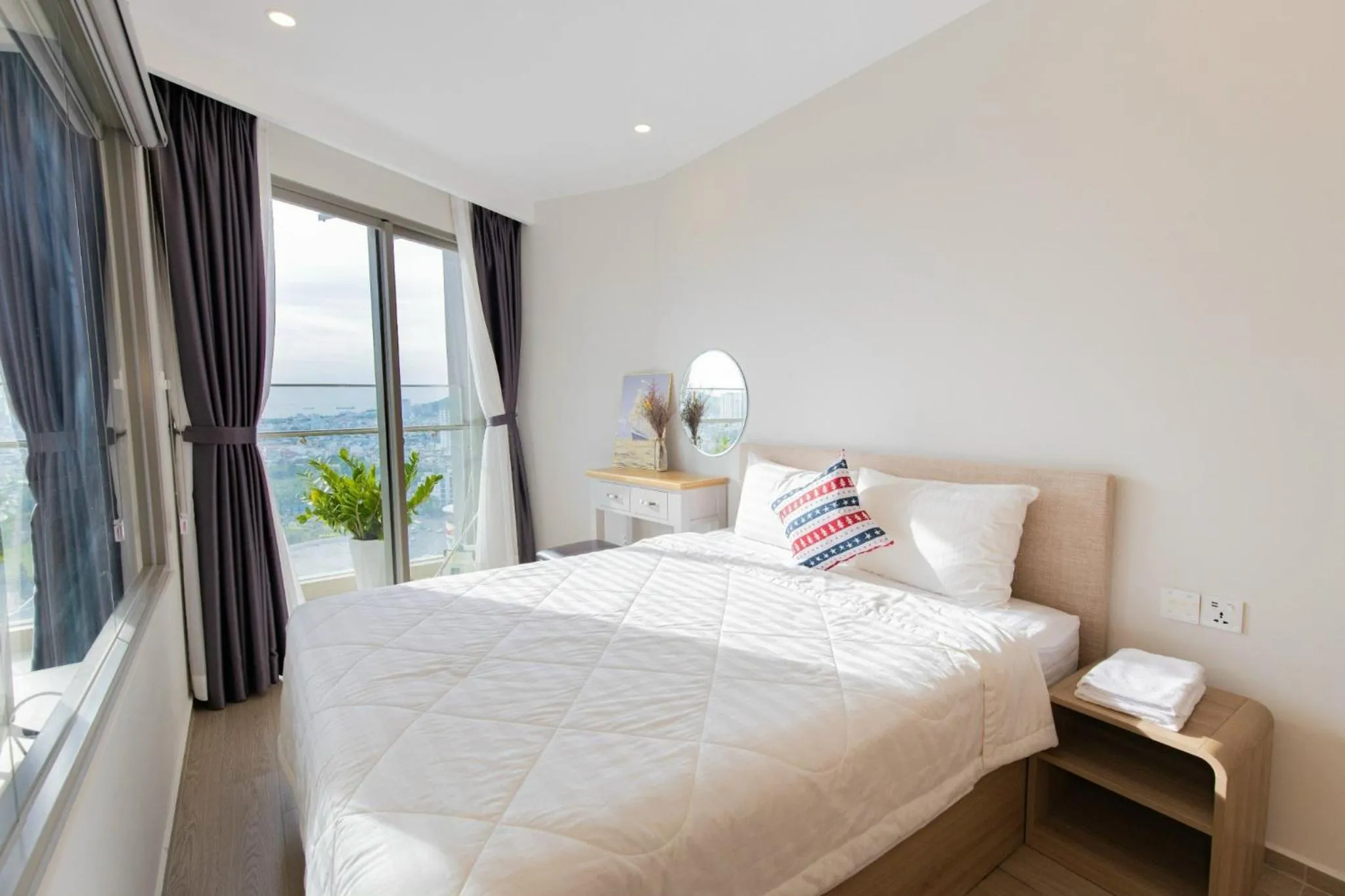 Bed in Ken's House -The Sóng Condotel Vũng Tàu